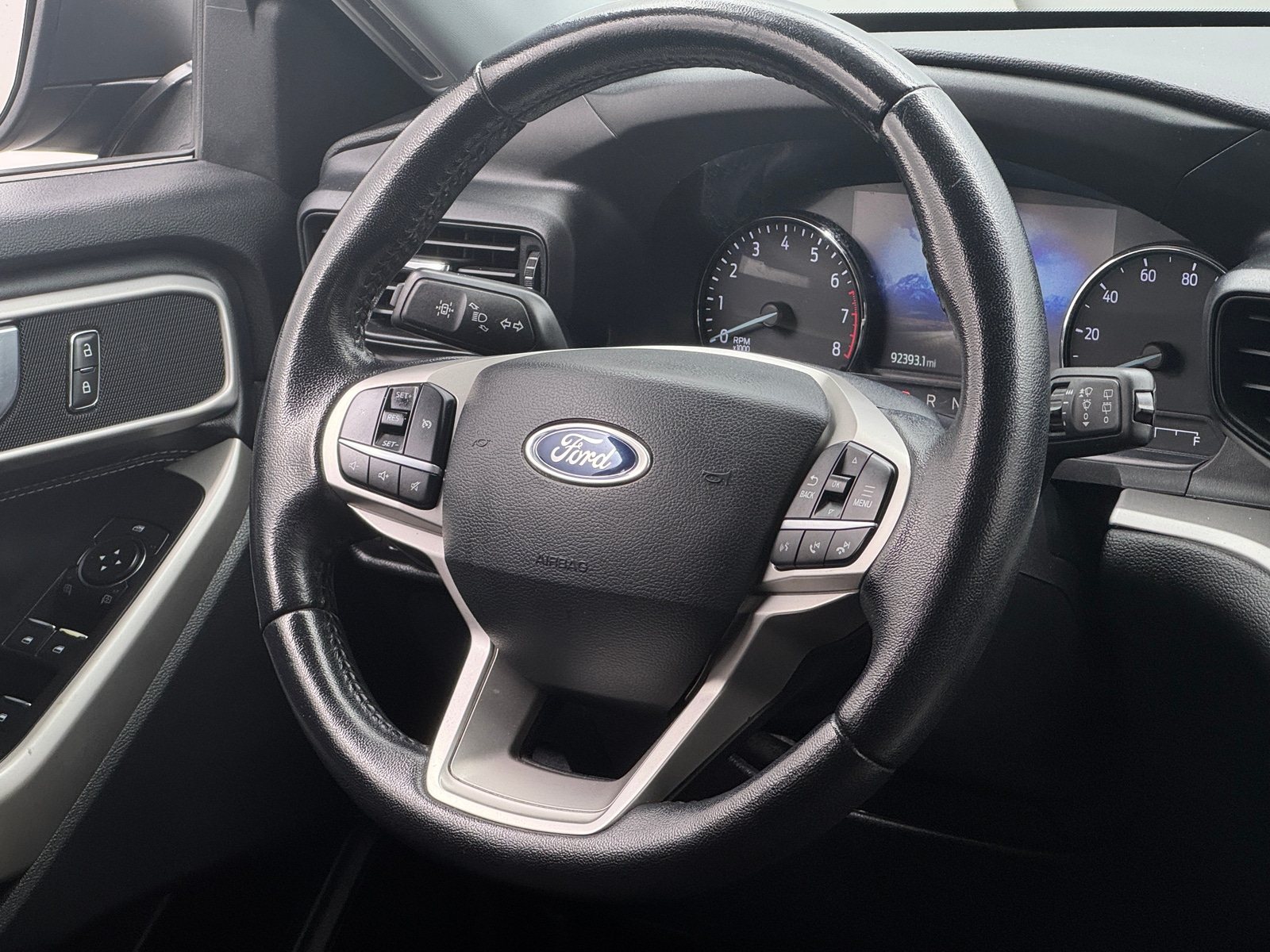 Thumbnail: 2021 Ford Explorer - 5