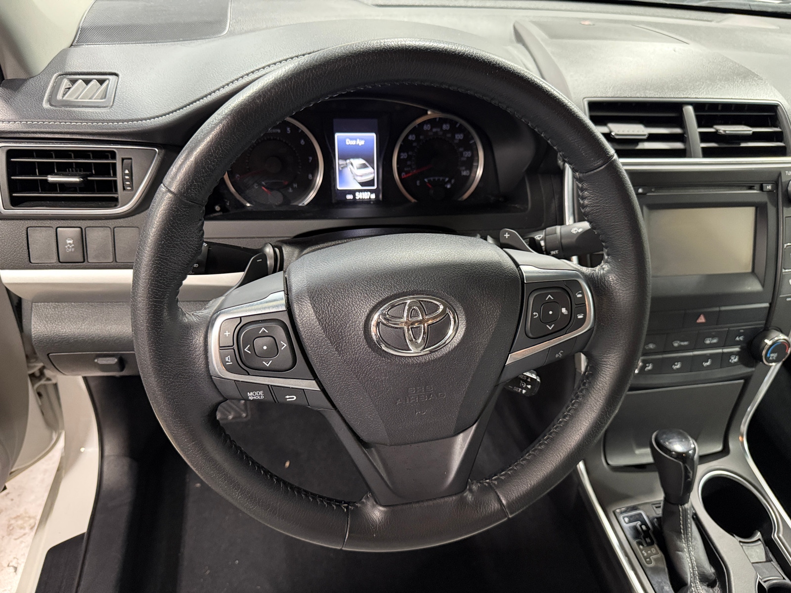 Thumbnail: 2016 Toyota Camry - 5