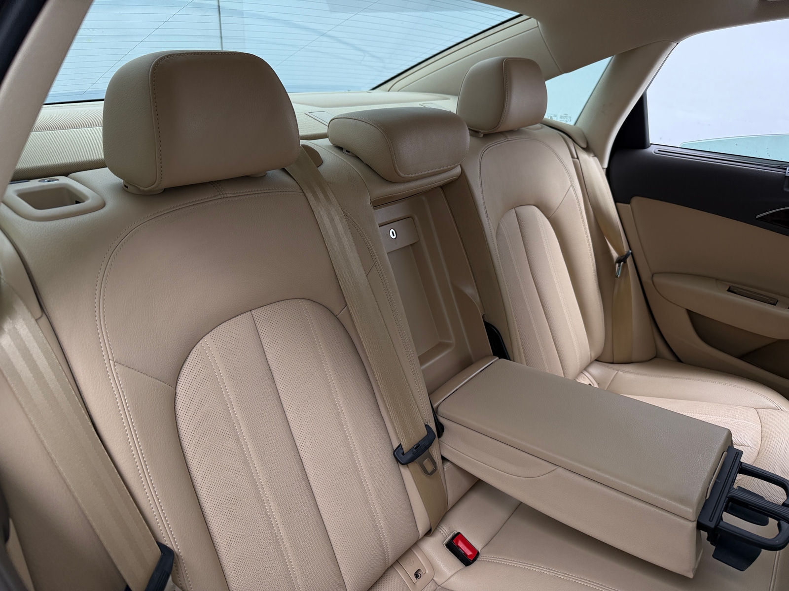 Thumbnail: 2015 Audi A6 - 6