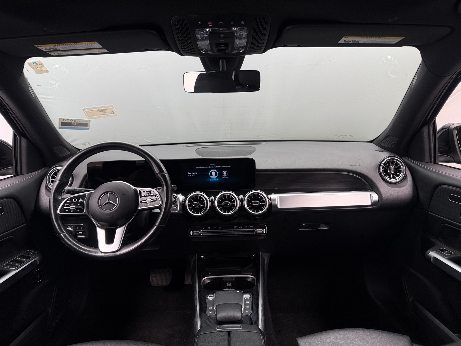 Thumbnail: 2023 Mercedes-Benz GLB - 2