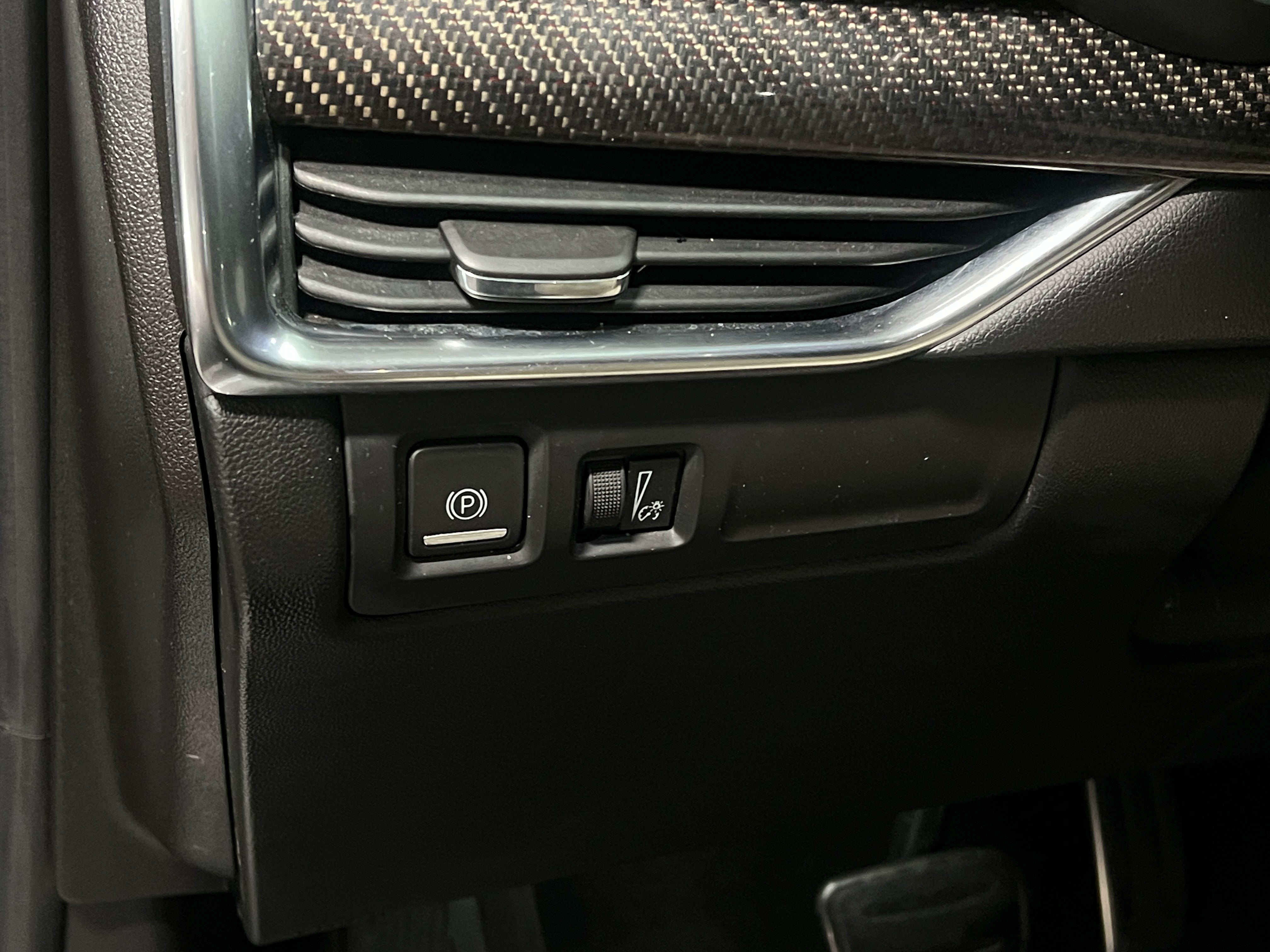 2020 Cadillac XT4 Sport - Photo 16