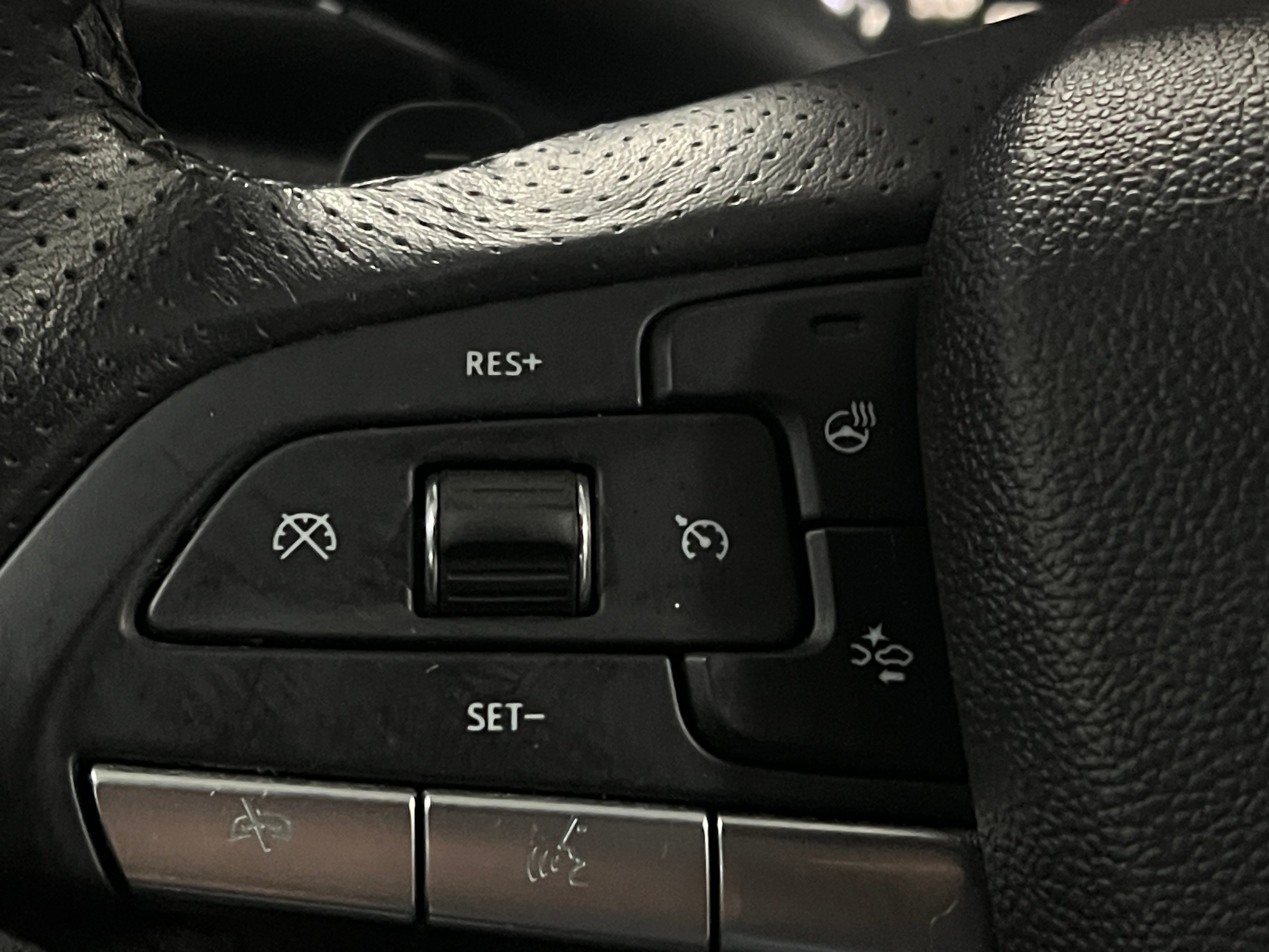 2020 Cadillac XT4 Sport - Photo 11