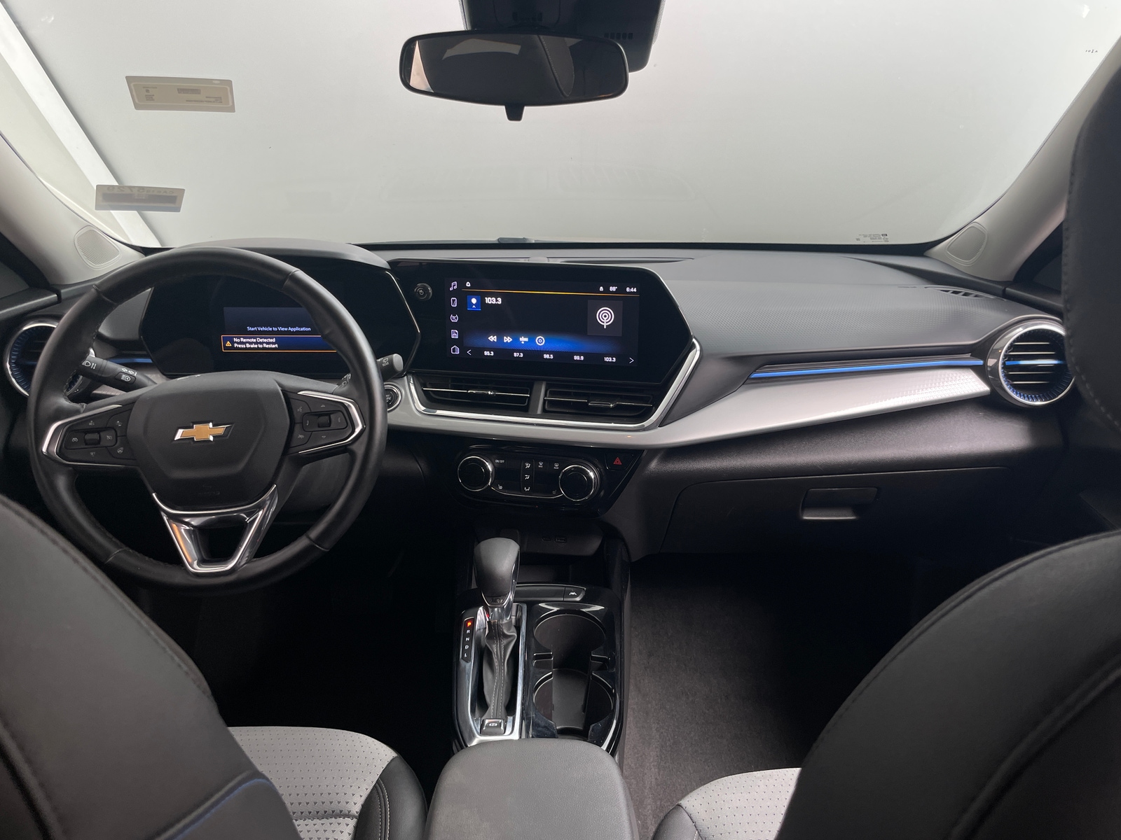 Thumbnail: 2025 Chevrolet Trax - 2