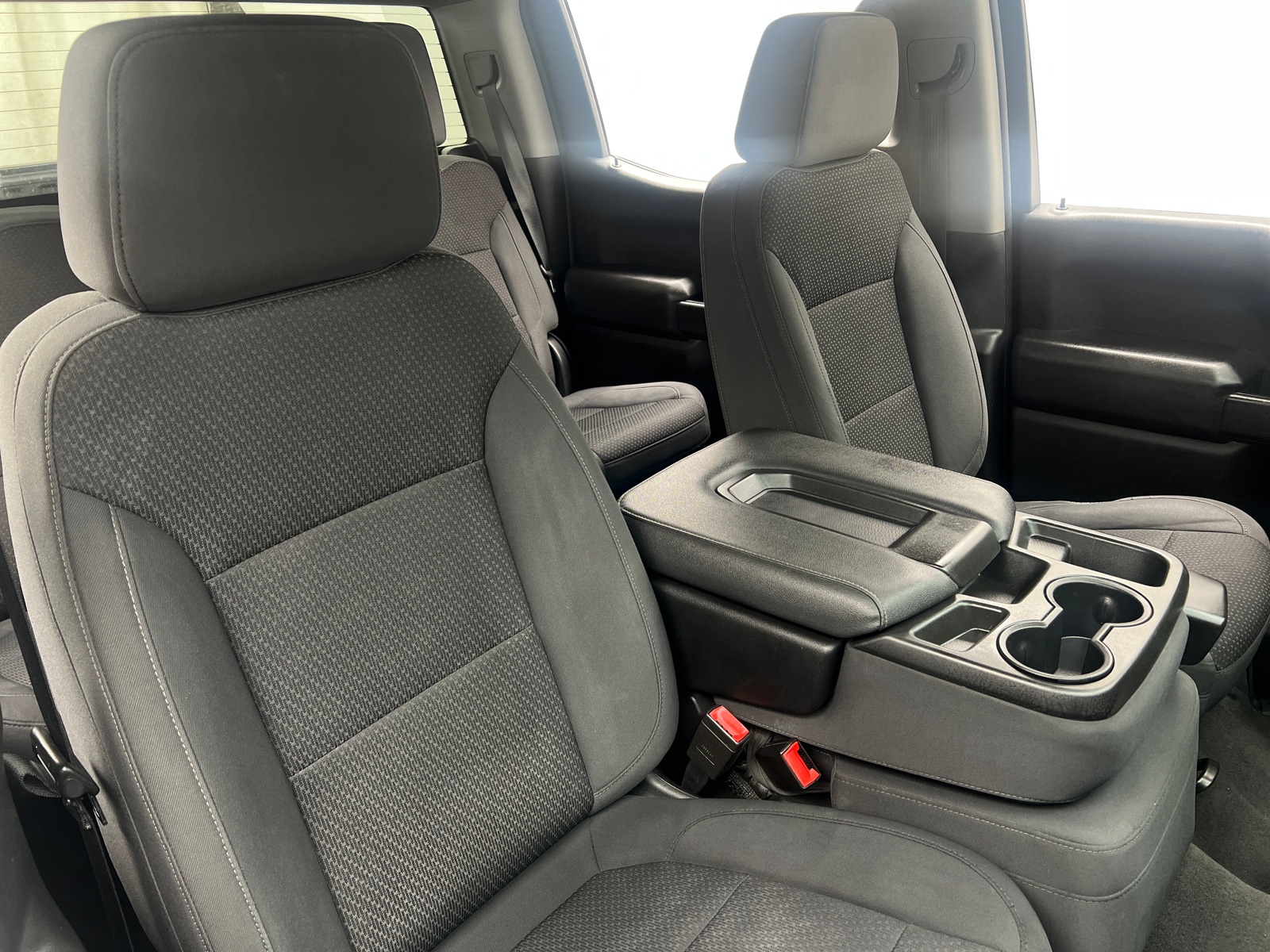 Thumbnail: 2021 Chevrolet Silverado 1500 - 2