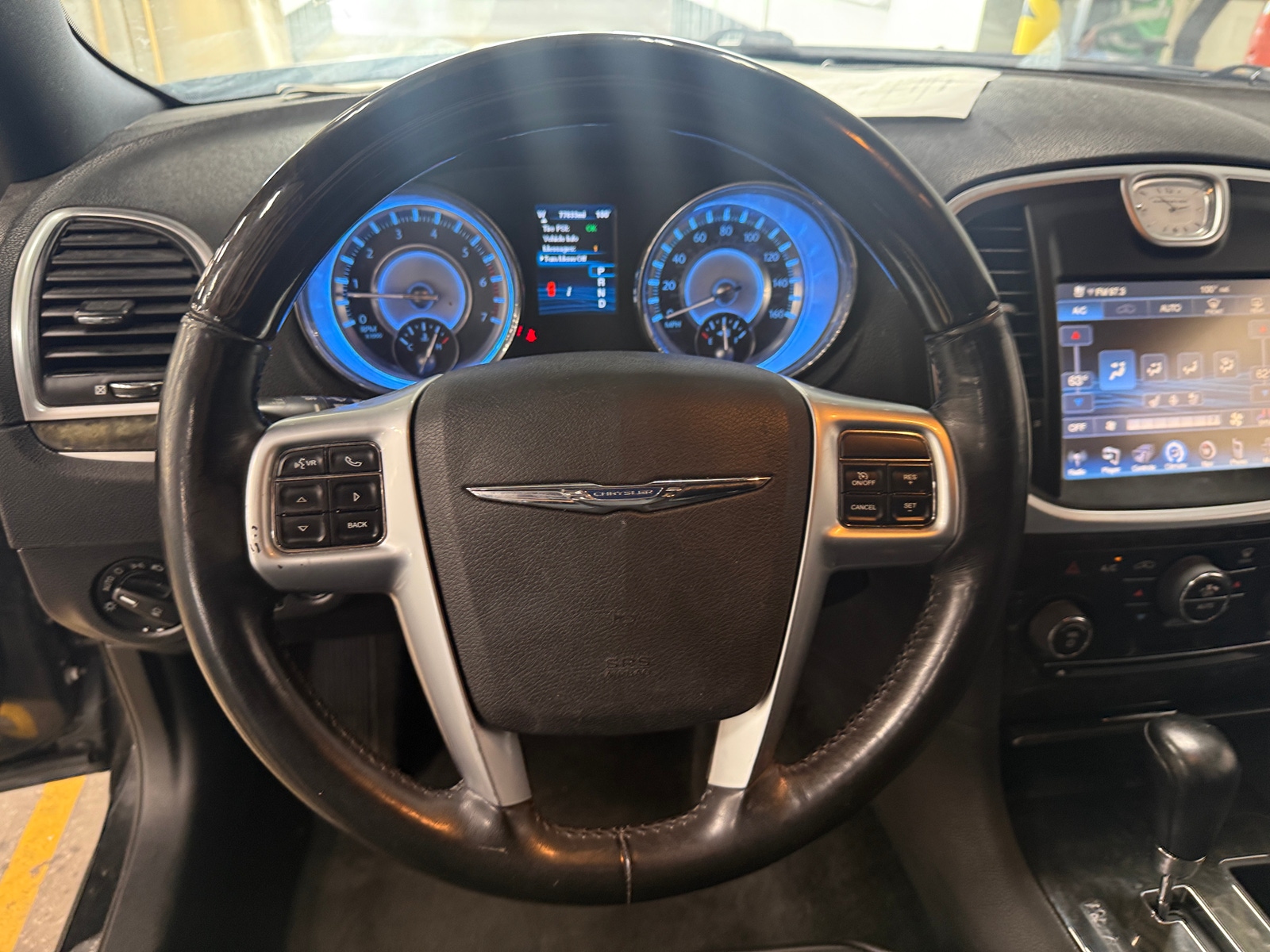 Thumbnail: 2012 Chrysler 300 - 4