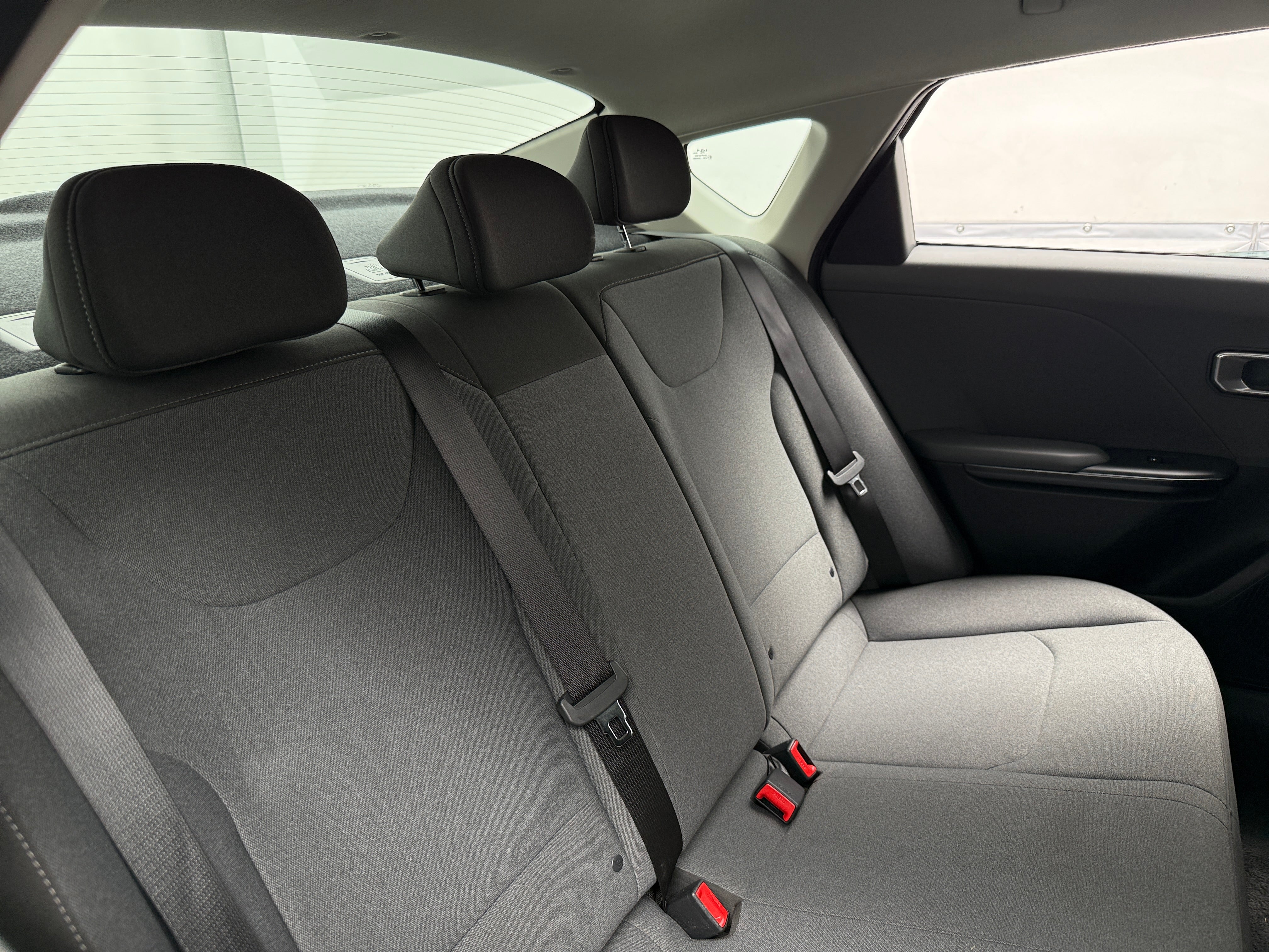 2025 Kia K4 LXS - Photo 4