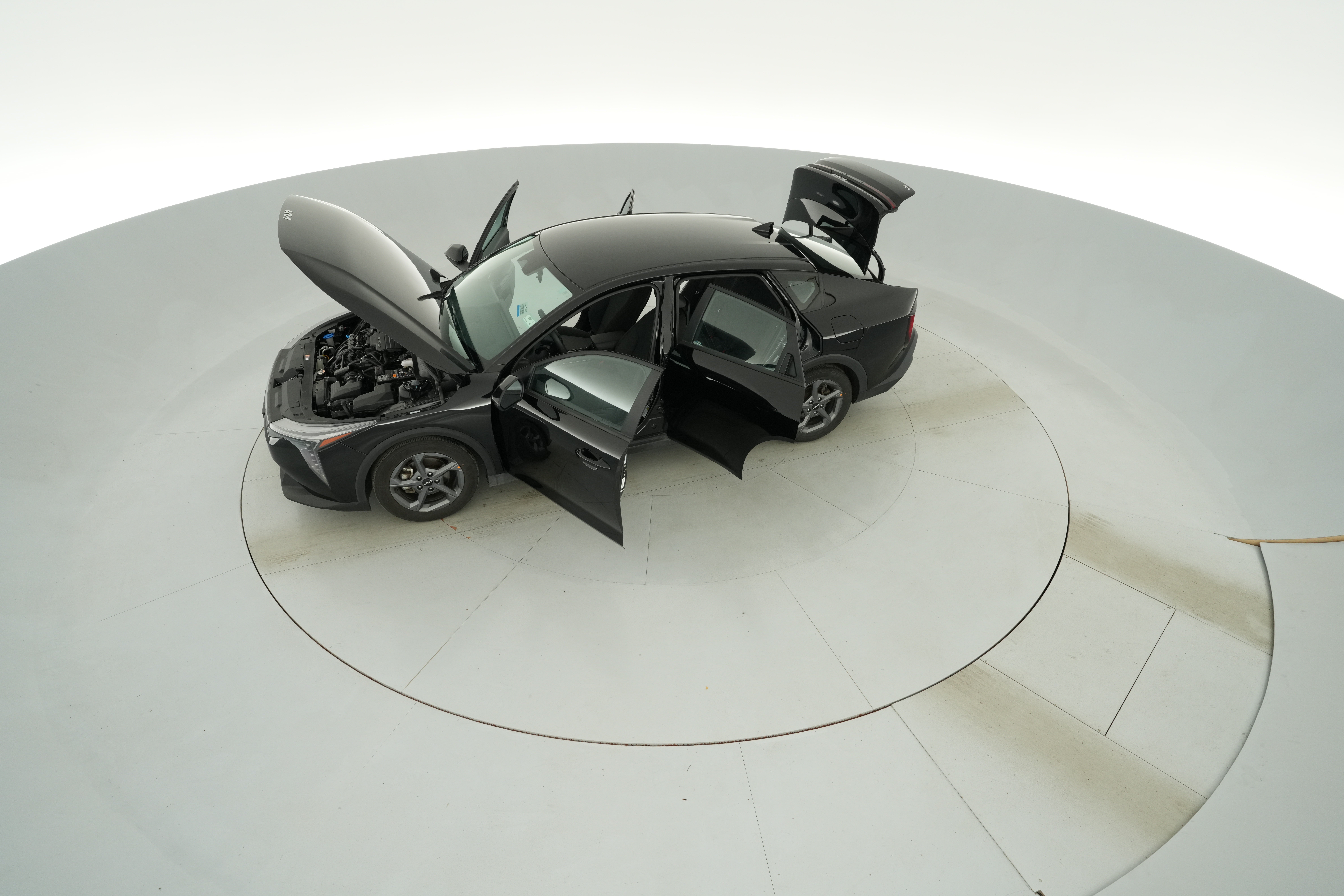 2025 Kia K4 LXS - Photo 41