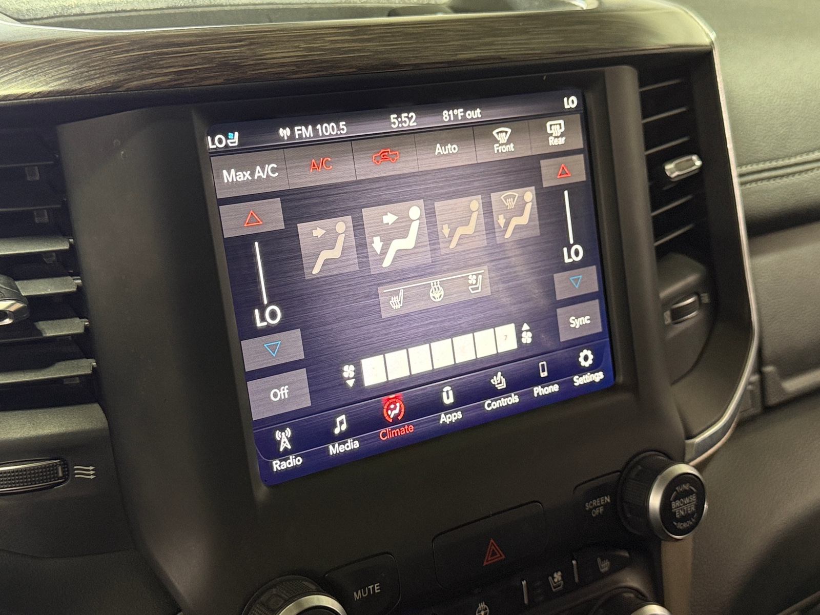 Thumbnail: 2019 RAM 1500 - 3