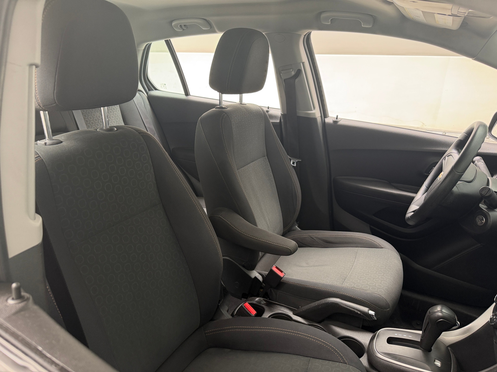 Thumbnail: 2018 Chevrolet Trax - 2