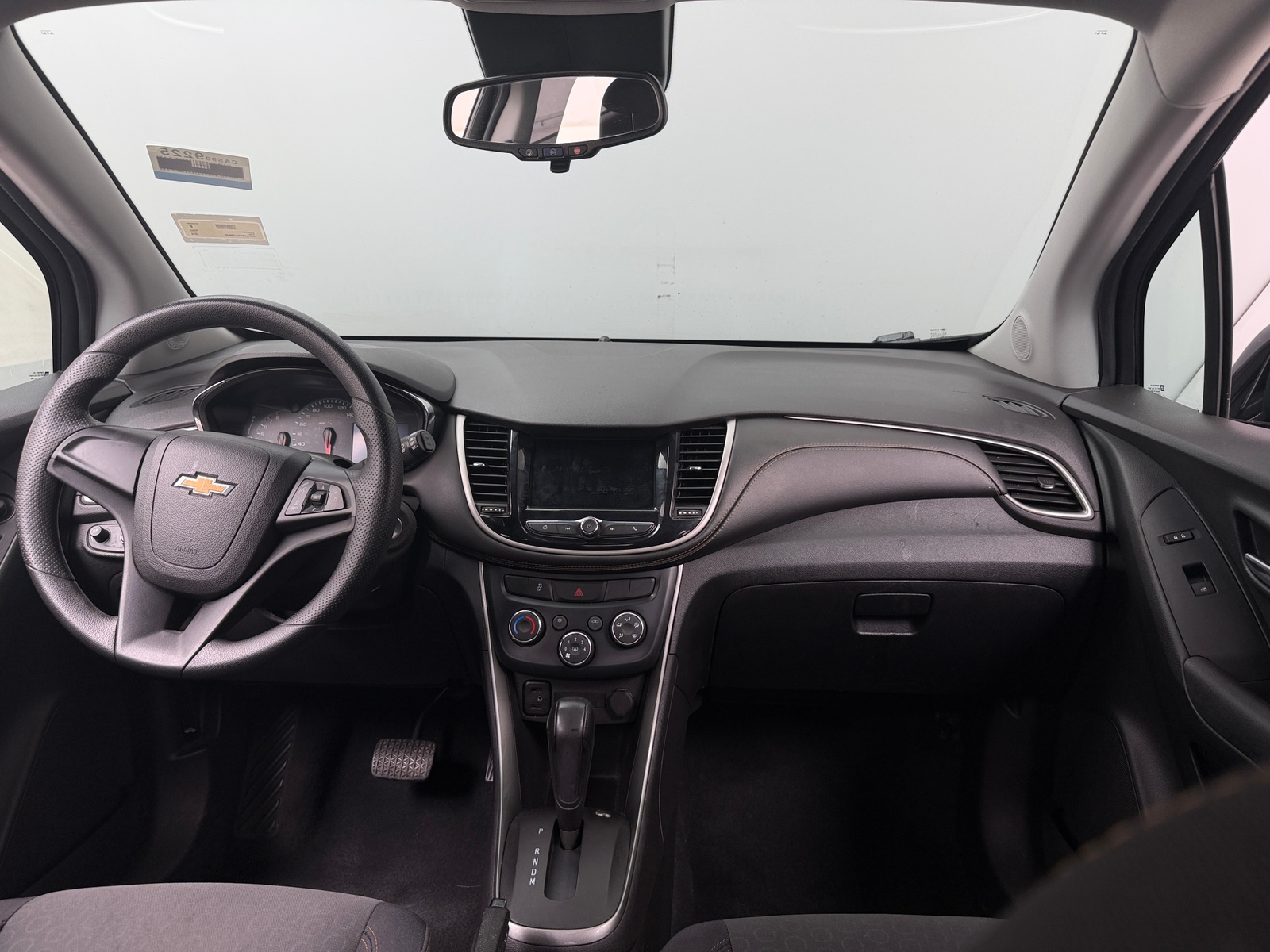 Thumbnail: 2018 Chevrolet Trax - 3