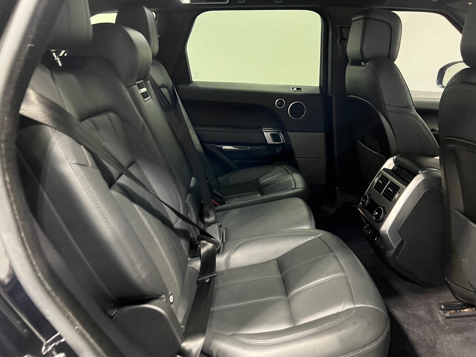 Thumbnail: 2020 Land Rover Range Rover Sport - 5