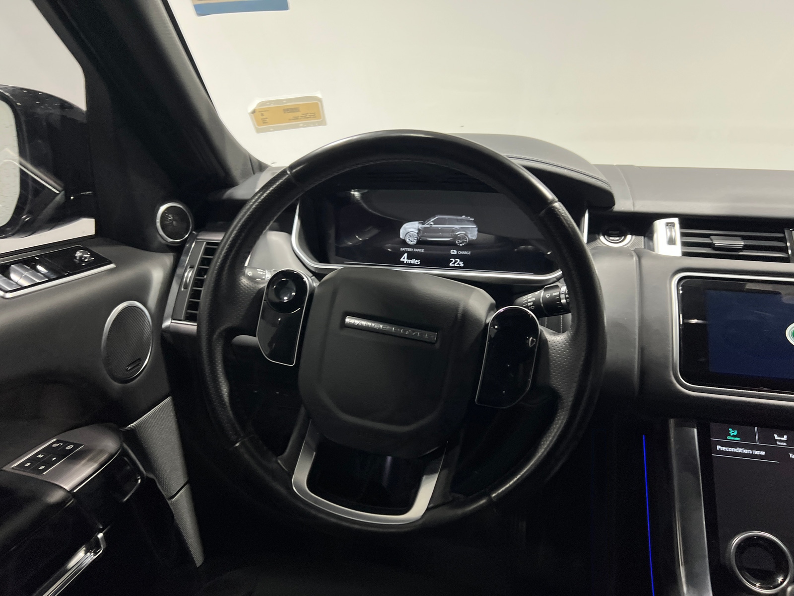 Thumbnail: 2020 Land Rover Range Rover Sport - 4