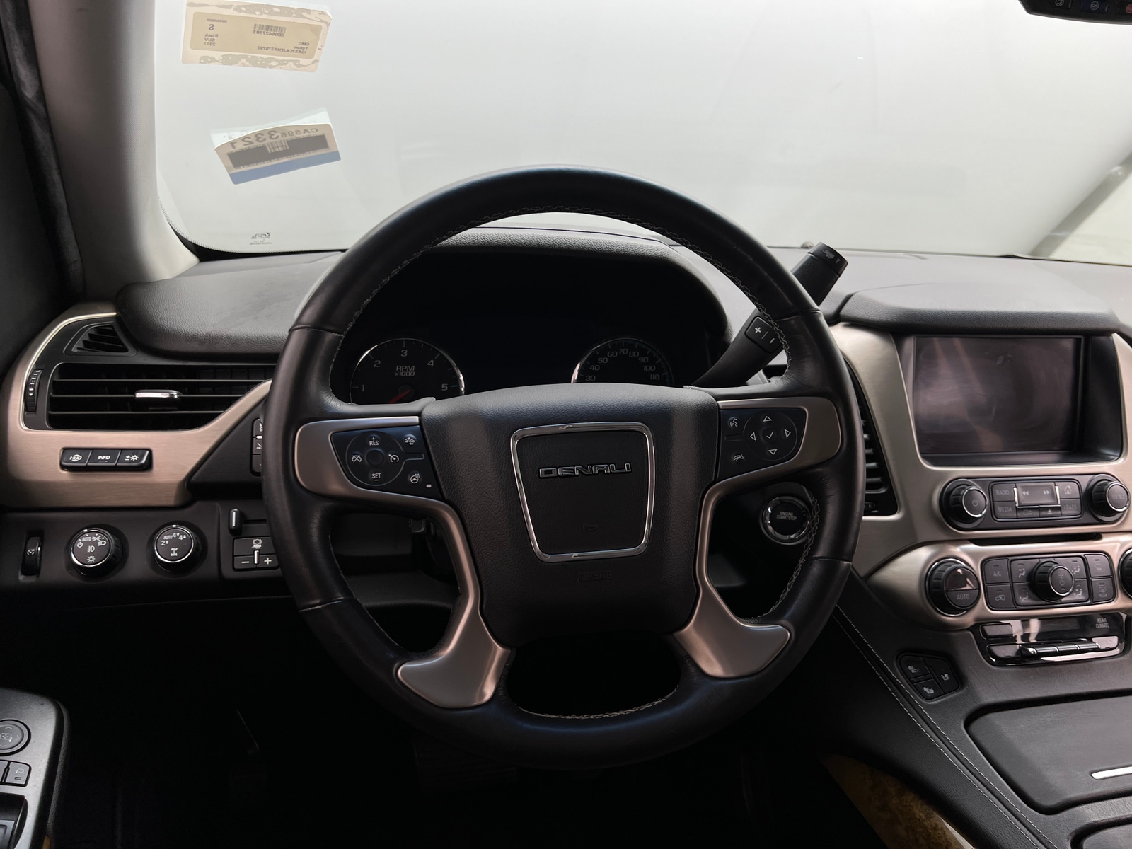 Thumbnail: 2017 GMC Yukon - 4
