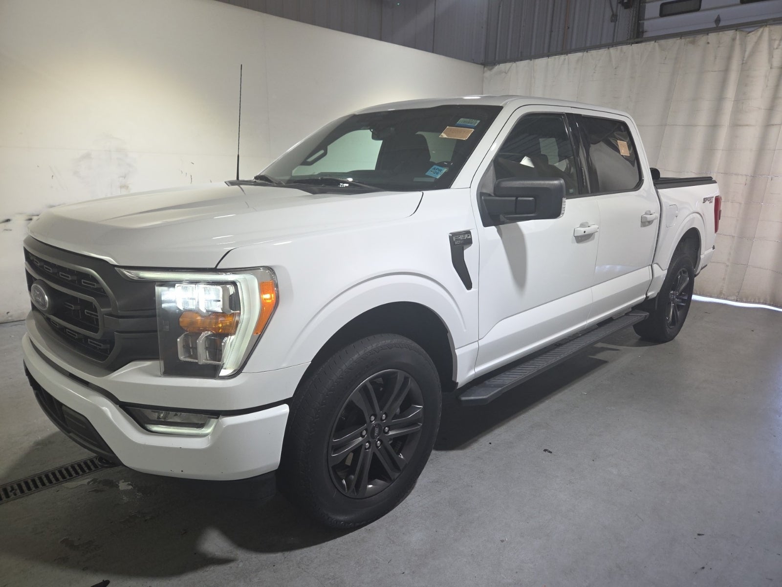 2022 Ford F-150 XLT 4WD Supercrew 5.5' Box