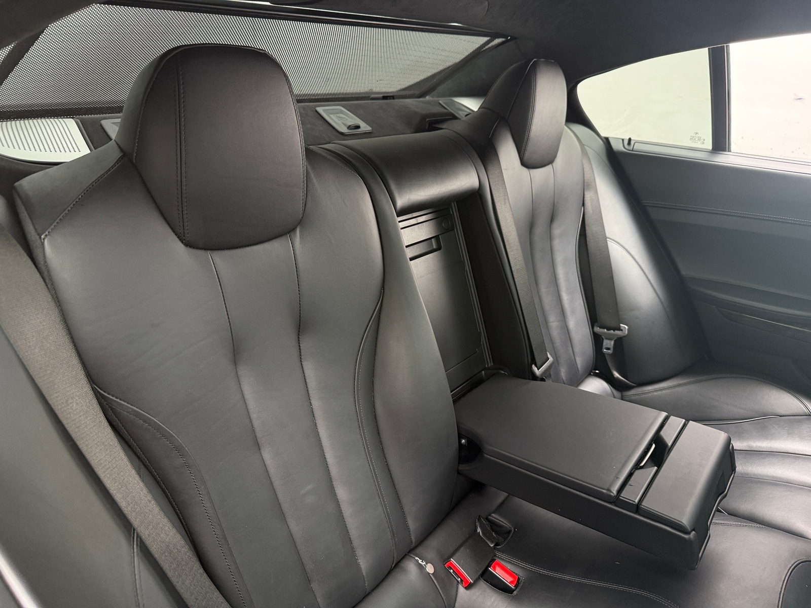 Thumbnail: 2016 BMW 6 Series - 6