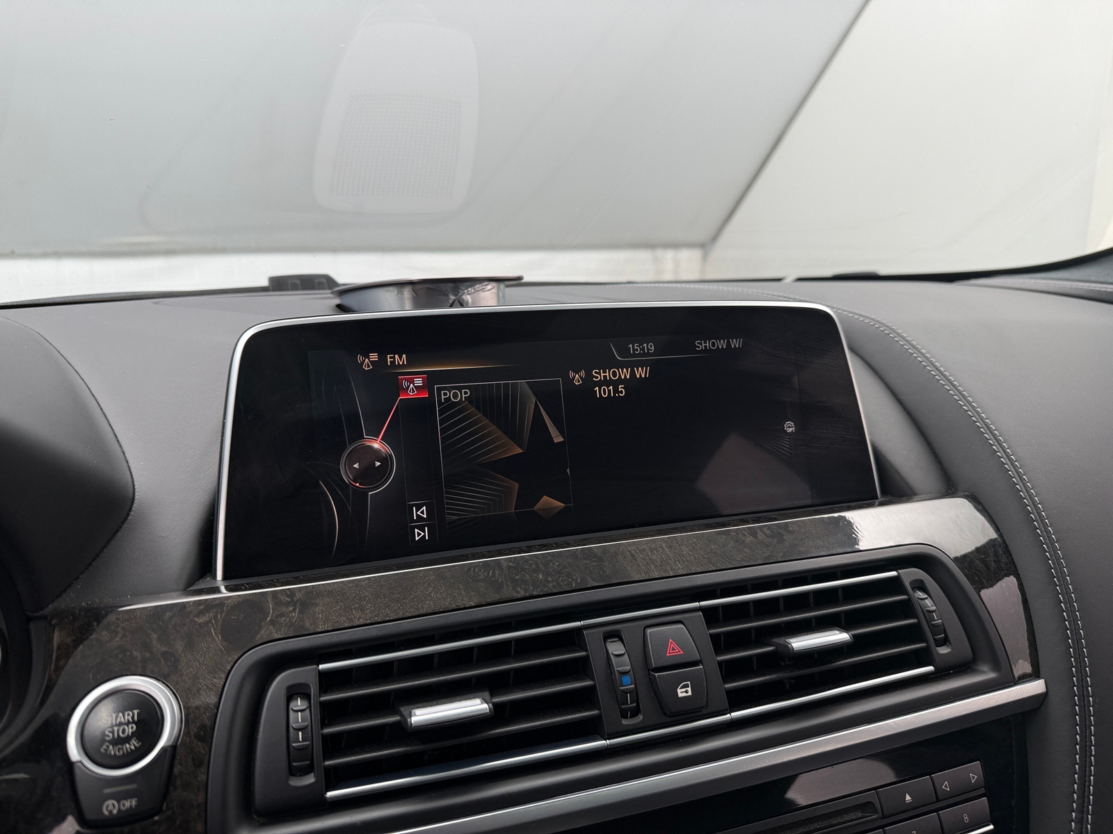 Thumbnail: 2016 BMW 6 Series - 4