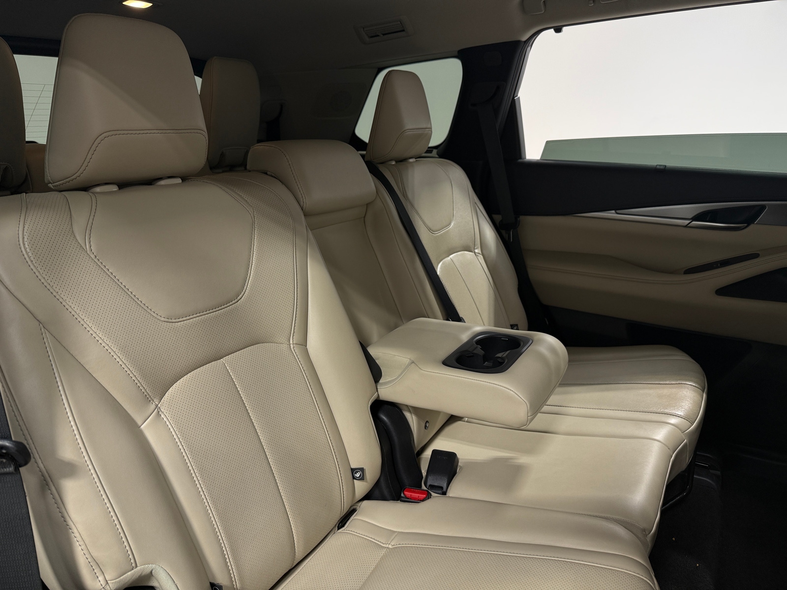 Thumbnail: 2023 INFINITI QX60 - 5