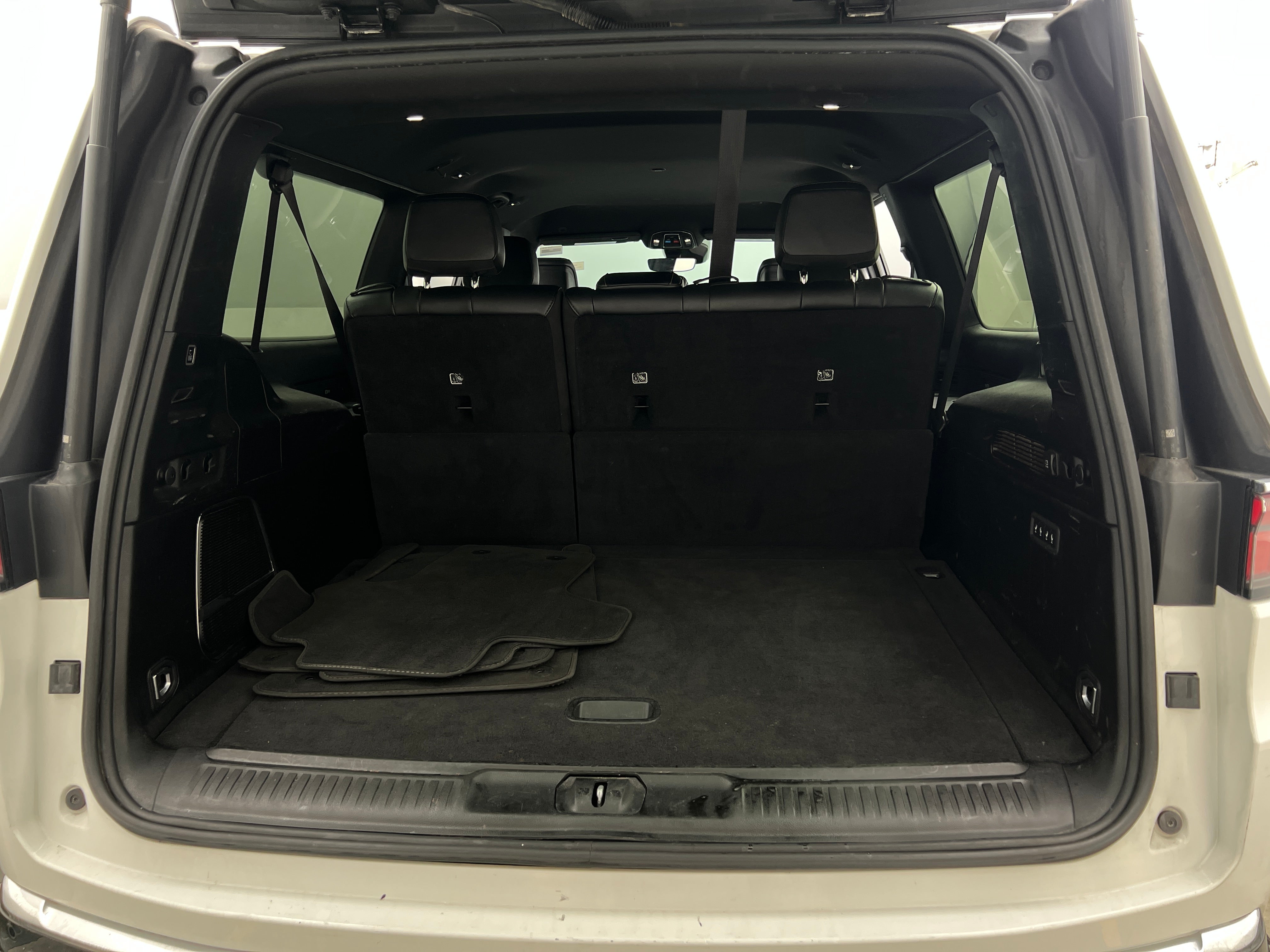 2024 Jeep Wagoneer L