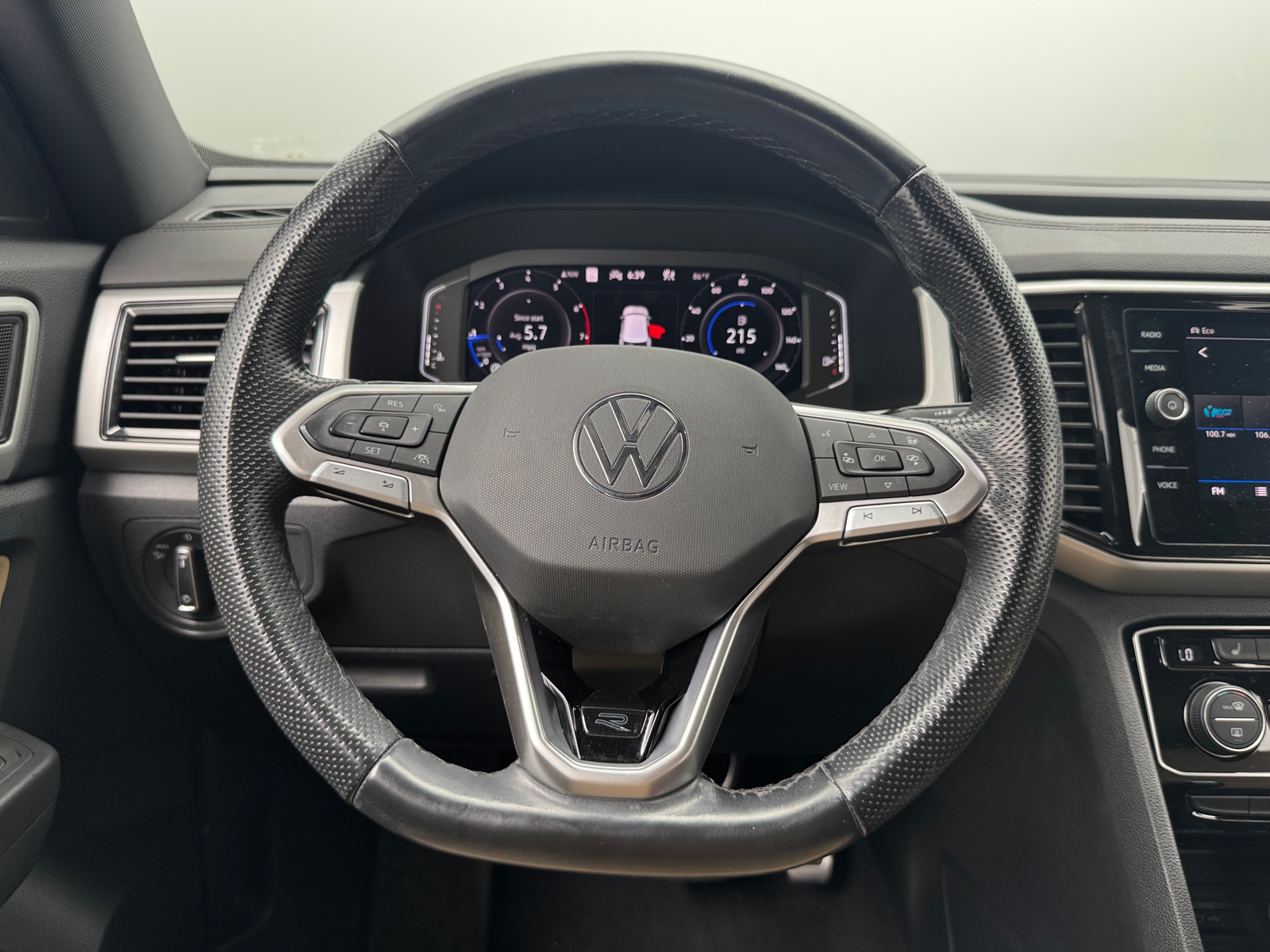 Thumbnail: 2023 Volkswagen Atlas - 4