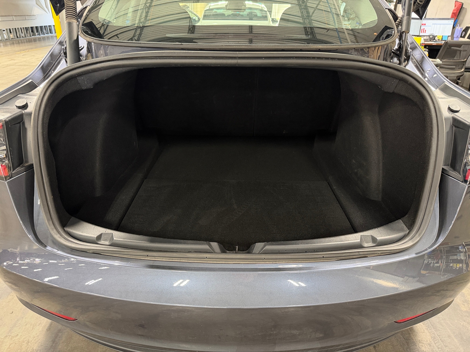 Thumbnail: 2023 Tesla Model 3 - 6