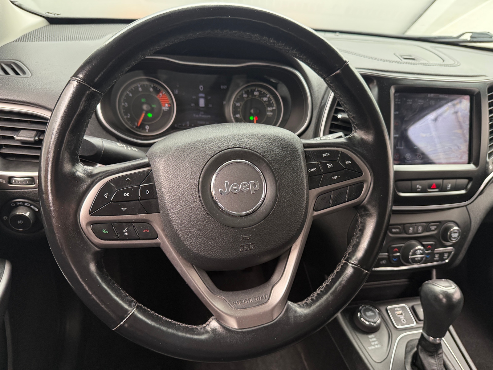 Thumbnail: 2021 Jeep Cherokee - 4