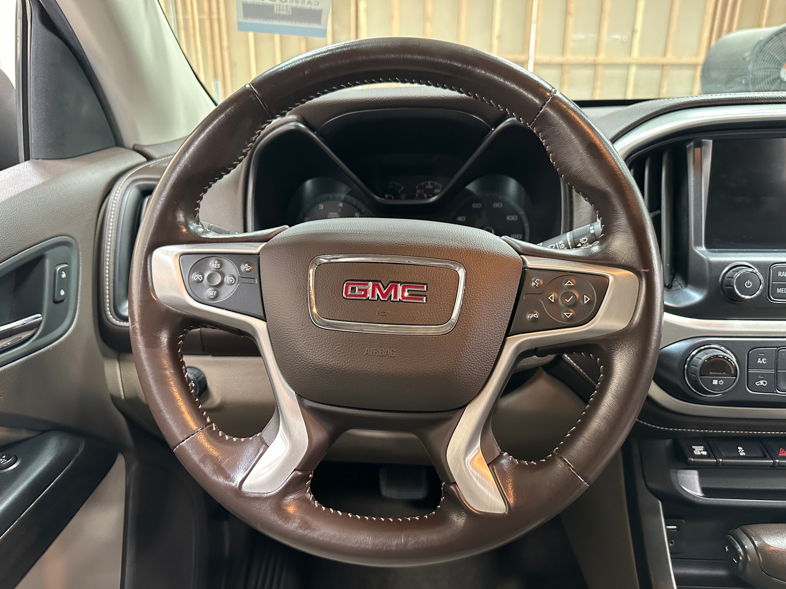Thumbnail: 2017 GMC Canyon - 5