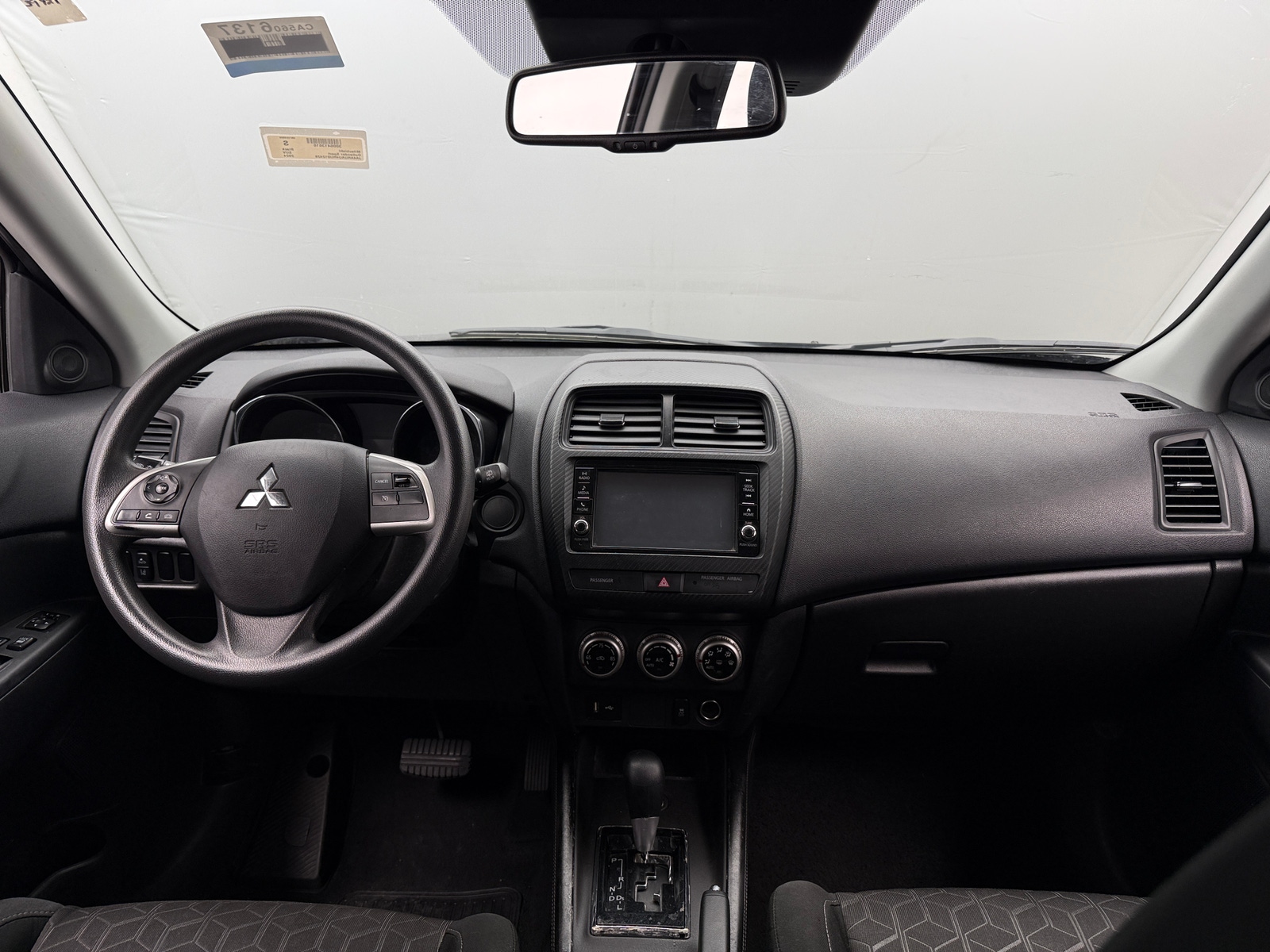 Thumbnail: 2024 Mitsubishi Outlander Sport - 3