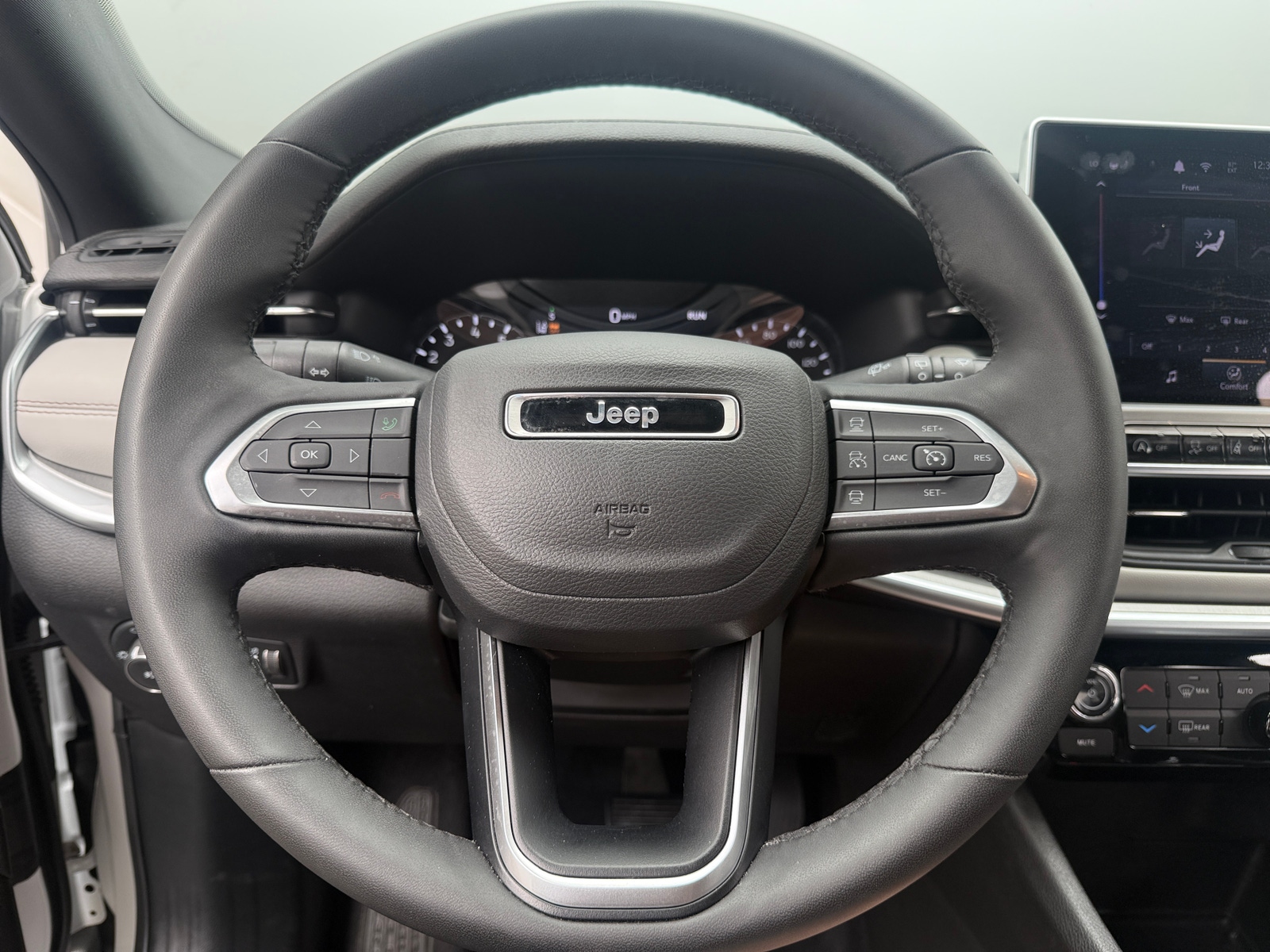 Thumbnail: 2025 Jeep Compass - 4
