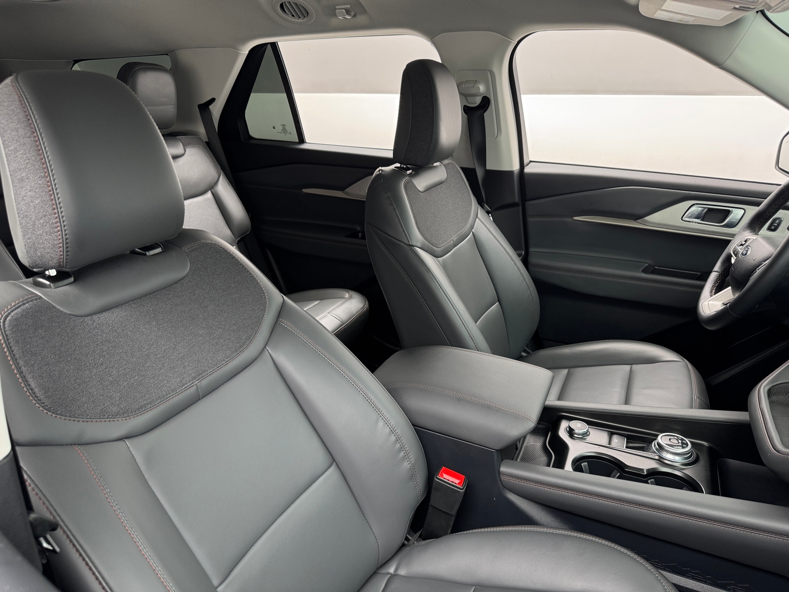 Thumbnail: 2026 Ford Explorer - 2