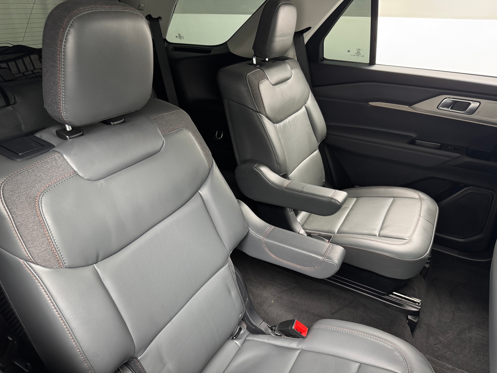 Thumbnail: 2026 Ford Explorer - 6