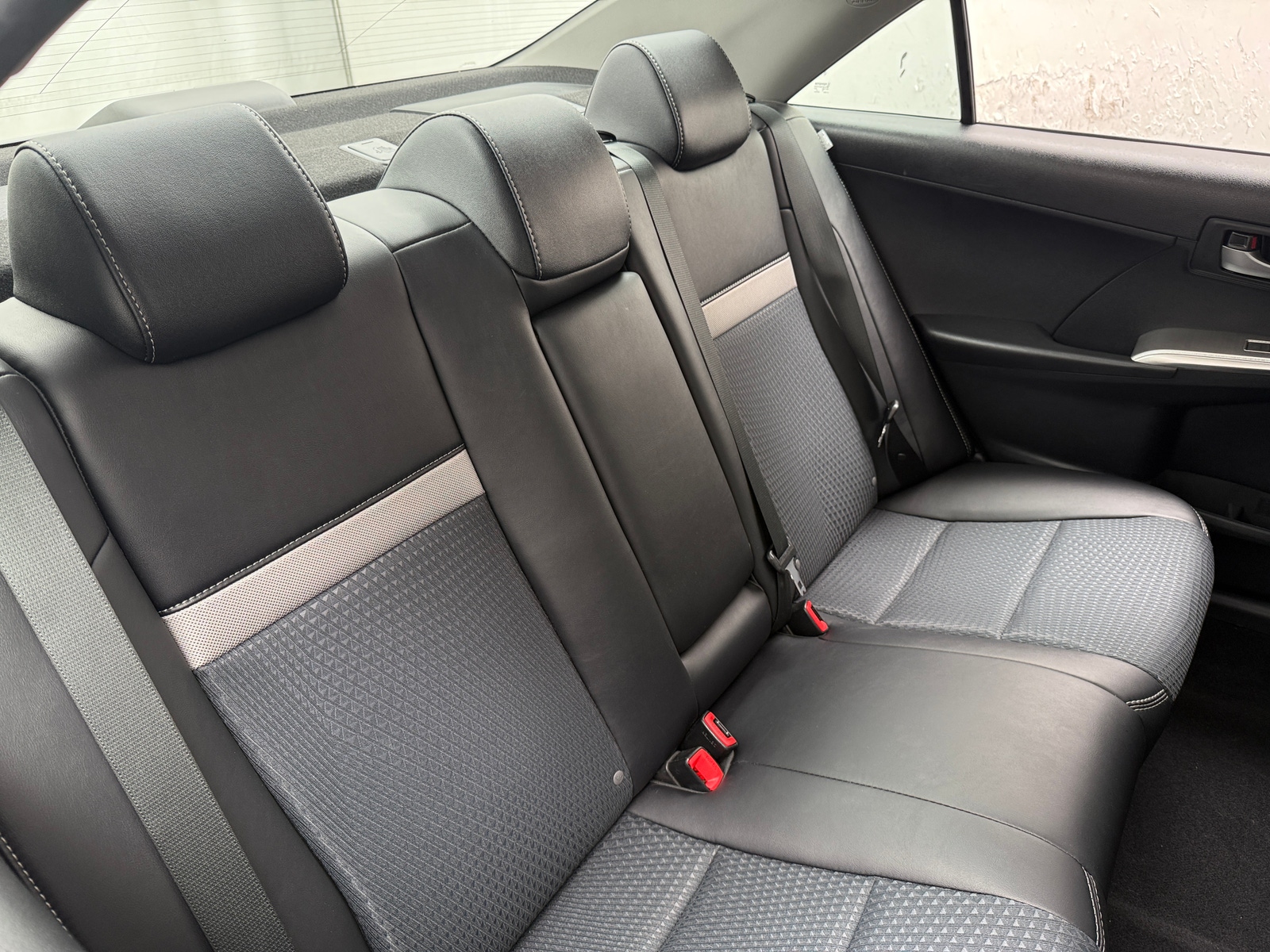Thumbnail: 2014 Toyota Camry - 6