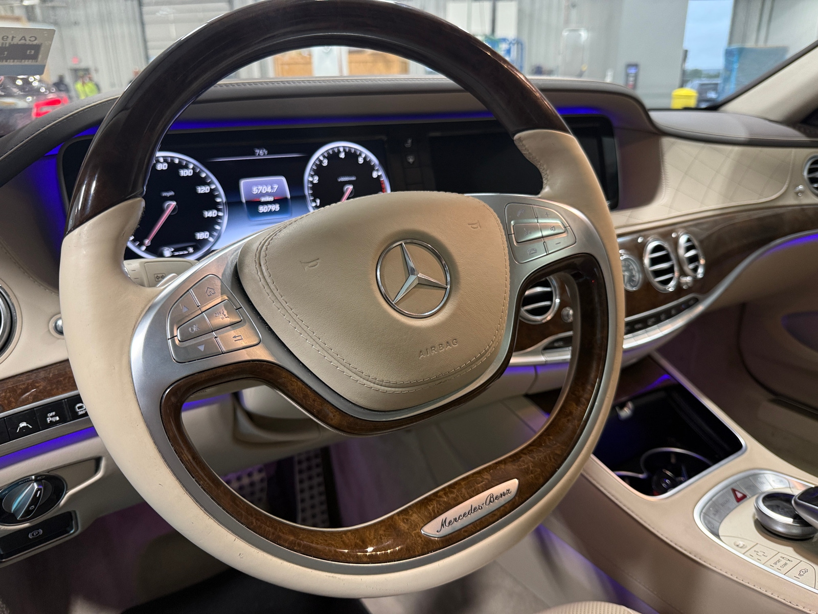 Thumbnail: 2015 Mercedes-Benz S-Class - 4