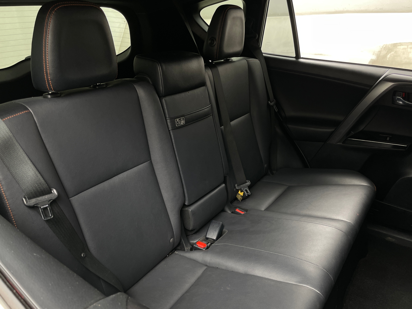 Thumbnail: 2018 Toyota RAV4 - 5