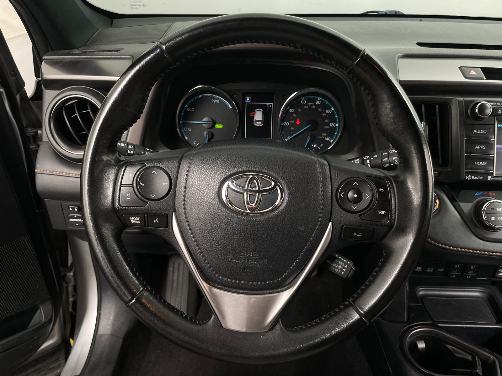 Thumbnail: 2018 Toyota RAV4 - 4