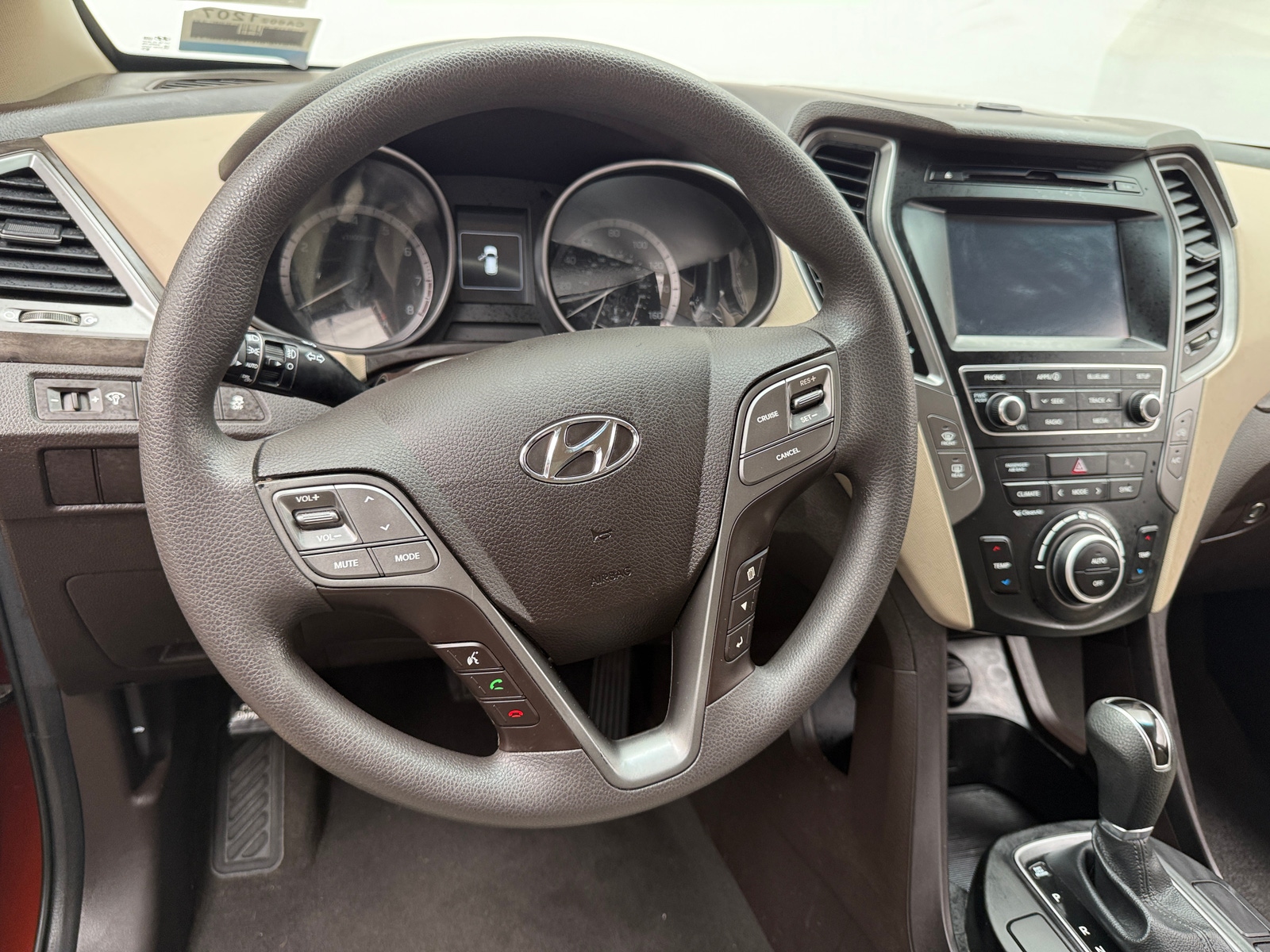 Thumbnail: 2017 Hyundai Santa Fe - 5