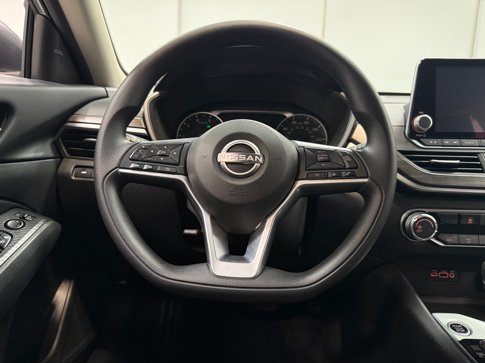 Thumbnail: 2025 Nissan Altima - 5