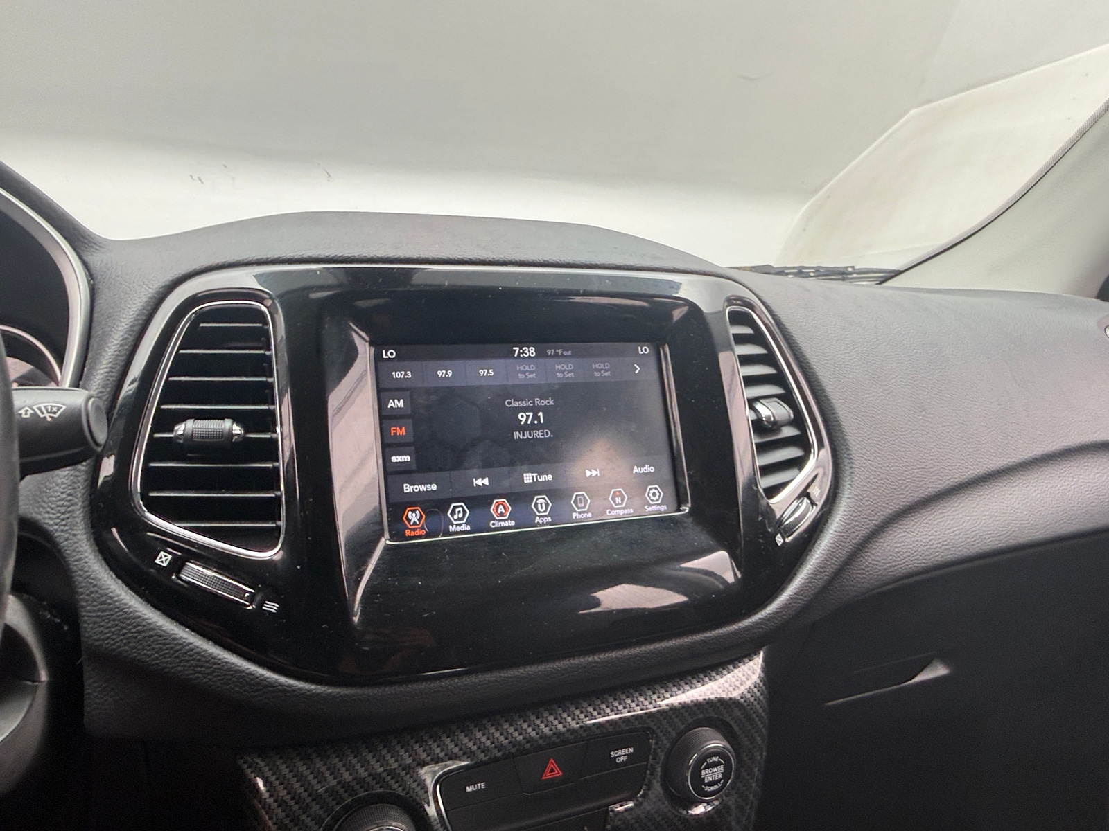 Thumbnail: 2020 Jeep Compass - 4