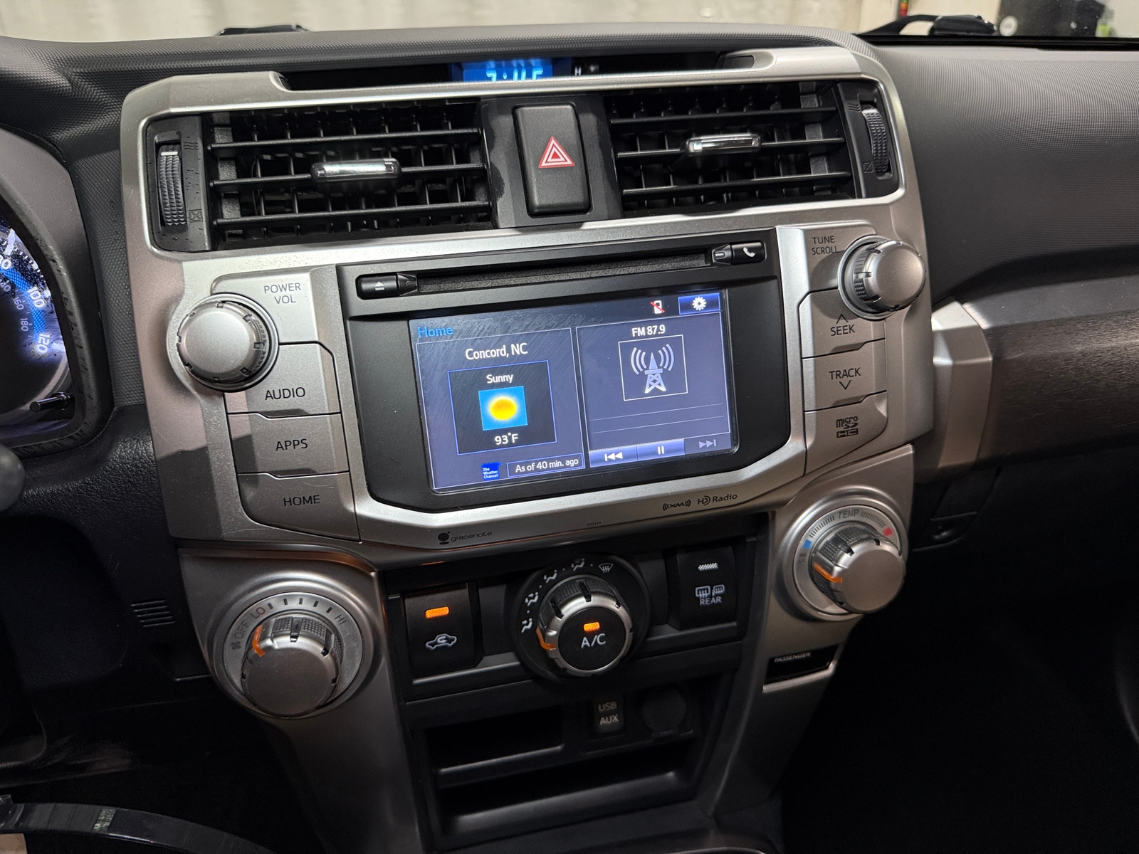Thumbnail: 2019 Toyota 4Runner - 3