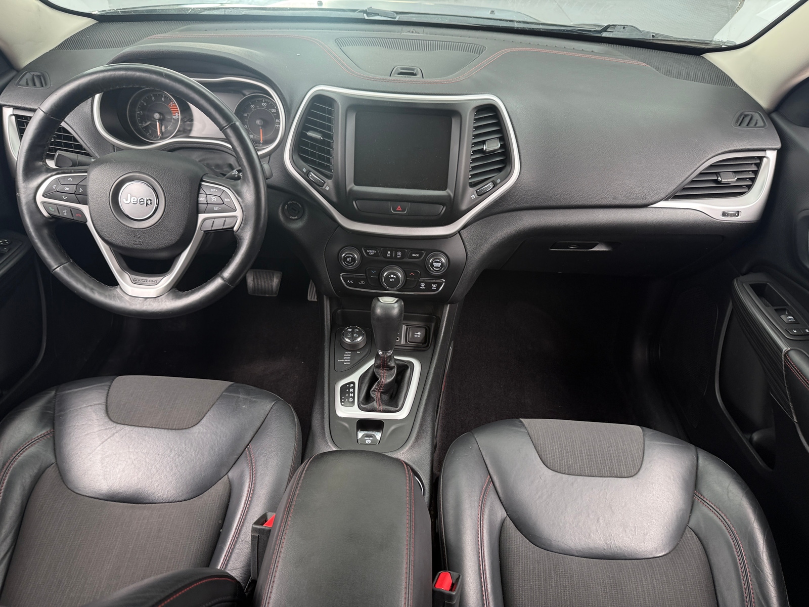 Thumbnail: 2017 Jeep Cherokee - 3