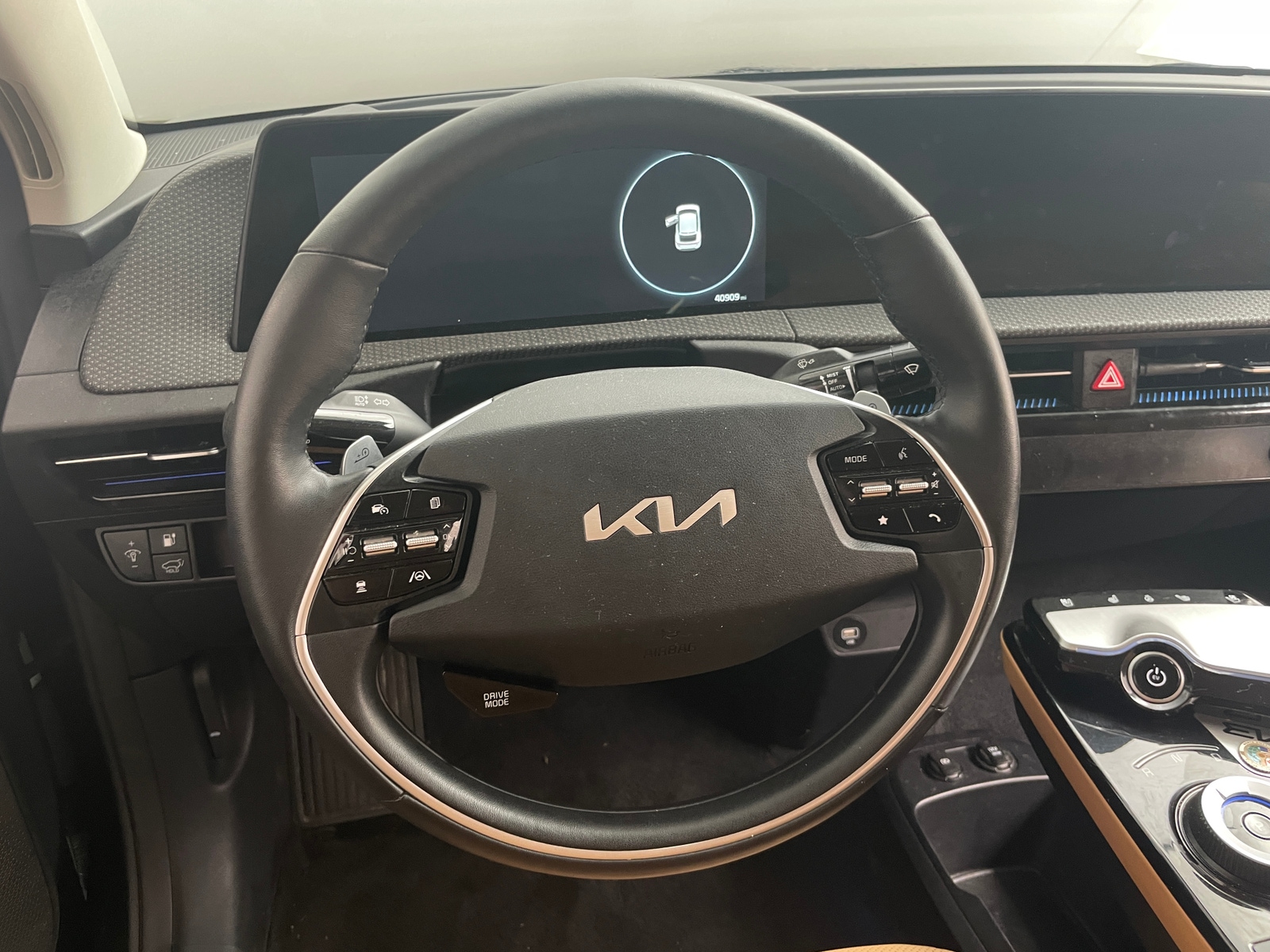 Thumbnail: 2023 Kia EV6 - 4