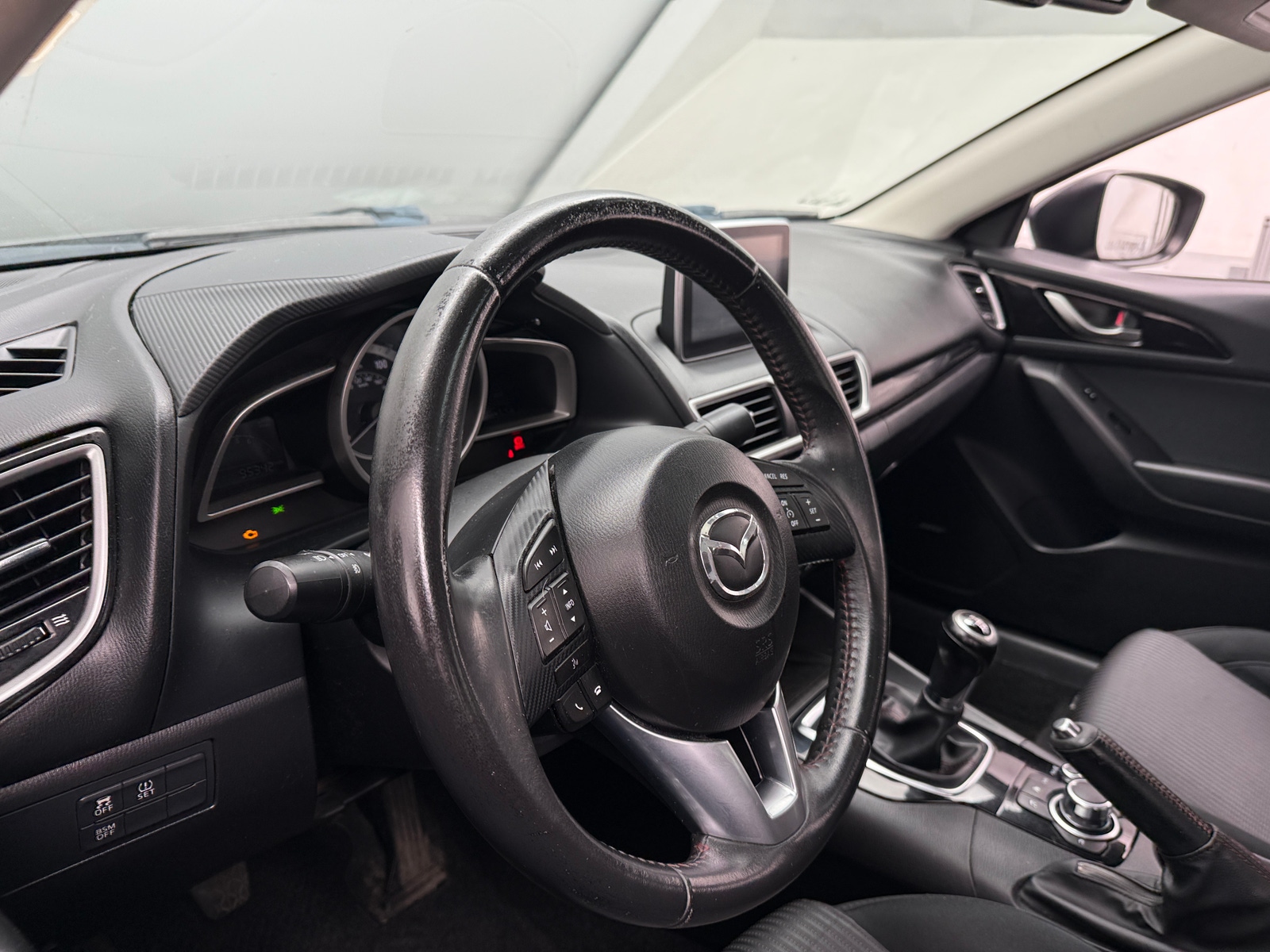 Thumbnail: 2016 Mazda Mazda3 - 5