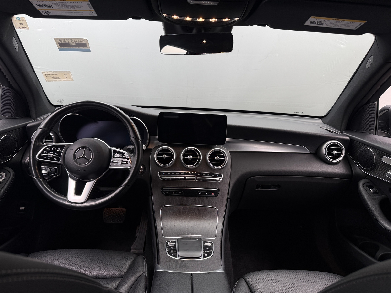 Thumbnail: 2022 Mercedes-Benz GLC - 2