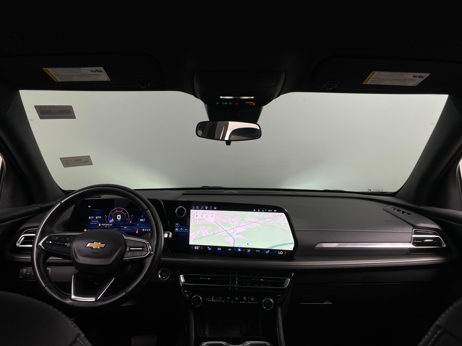 Thumbnail: 2025 Chevrolet Traverse - 2