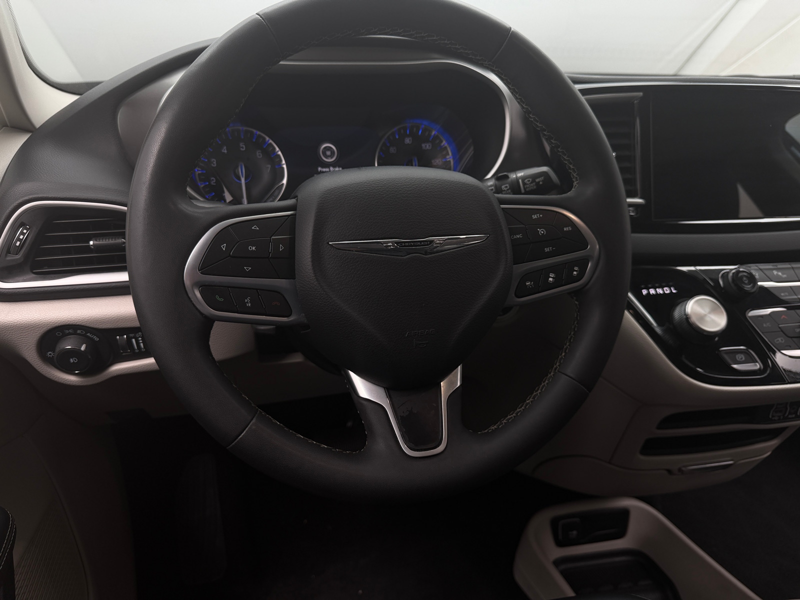Thumbnail: 2024 Chrysler Pacifica - 4