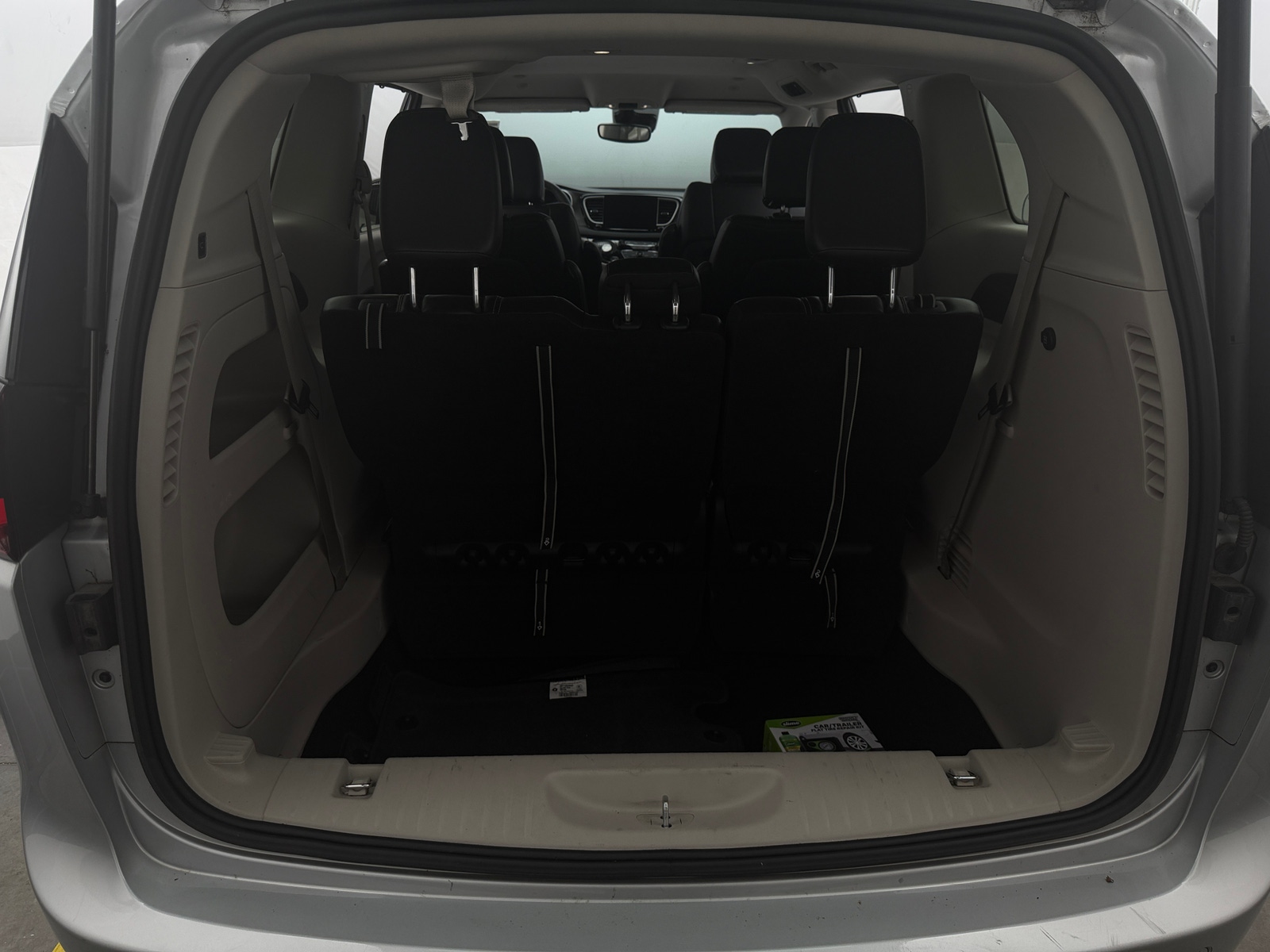 Thumbnail: 2024 Chrysler Pacifica - 6