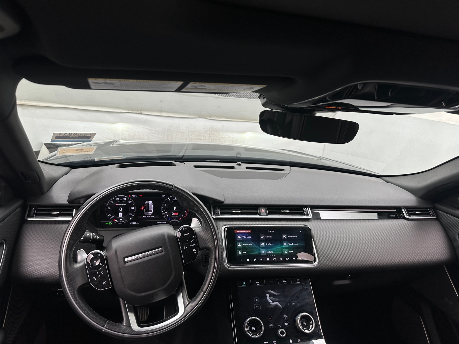 Thumbnail: 2020 Land Rover Range Rover Velar - 2