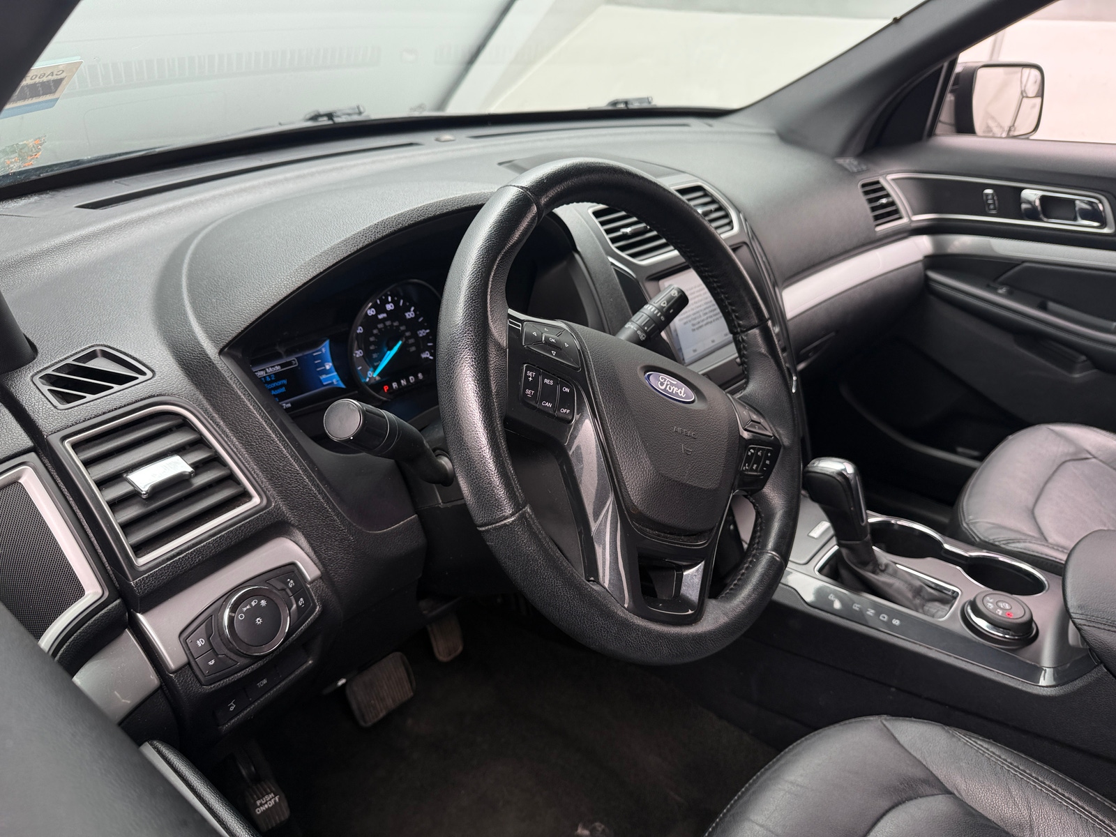 Thumbnail: 2017 Ford Explorer - 4