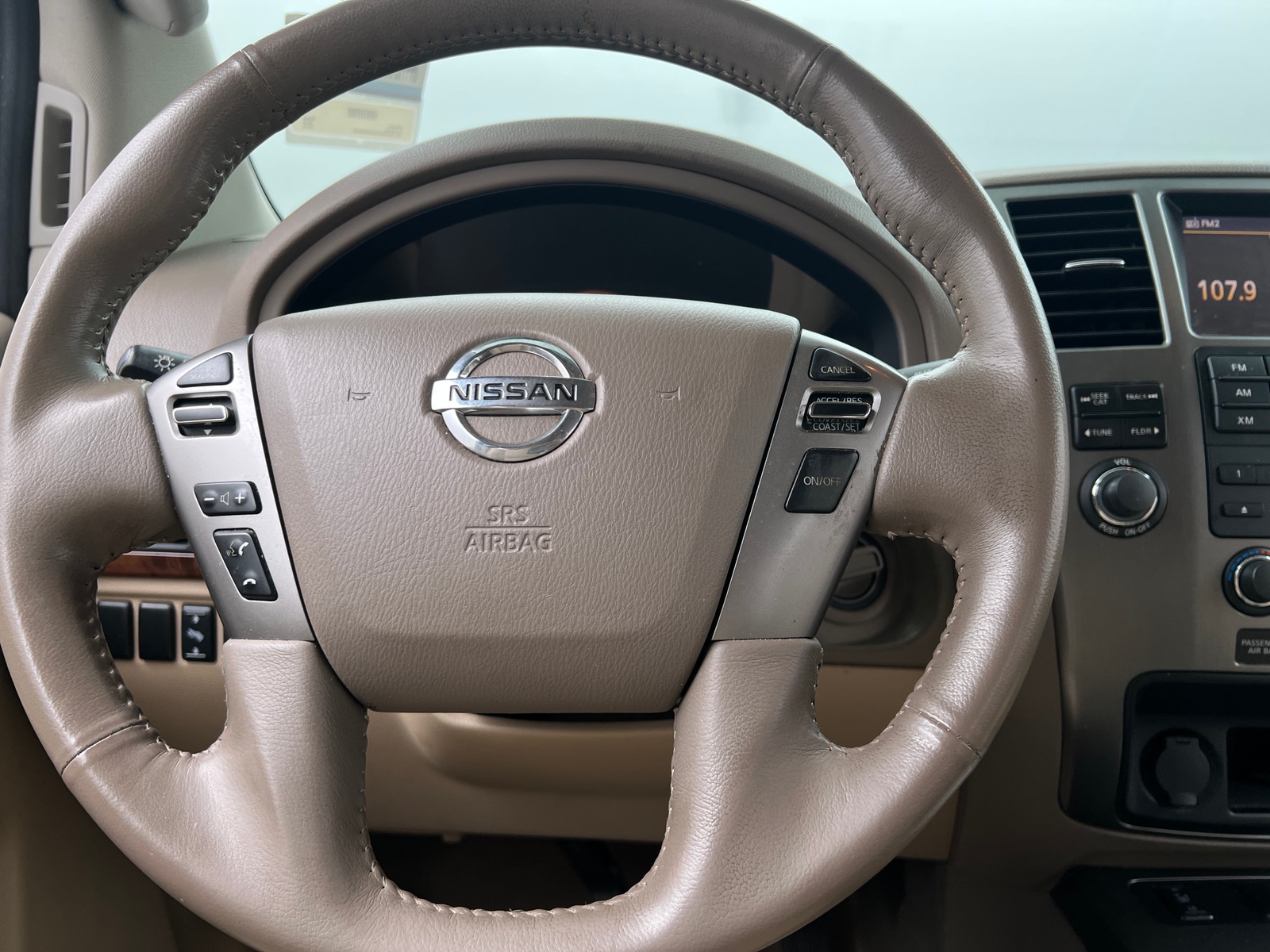 Thumbnail: 2014 Nissan Armada - 4