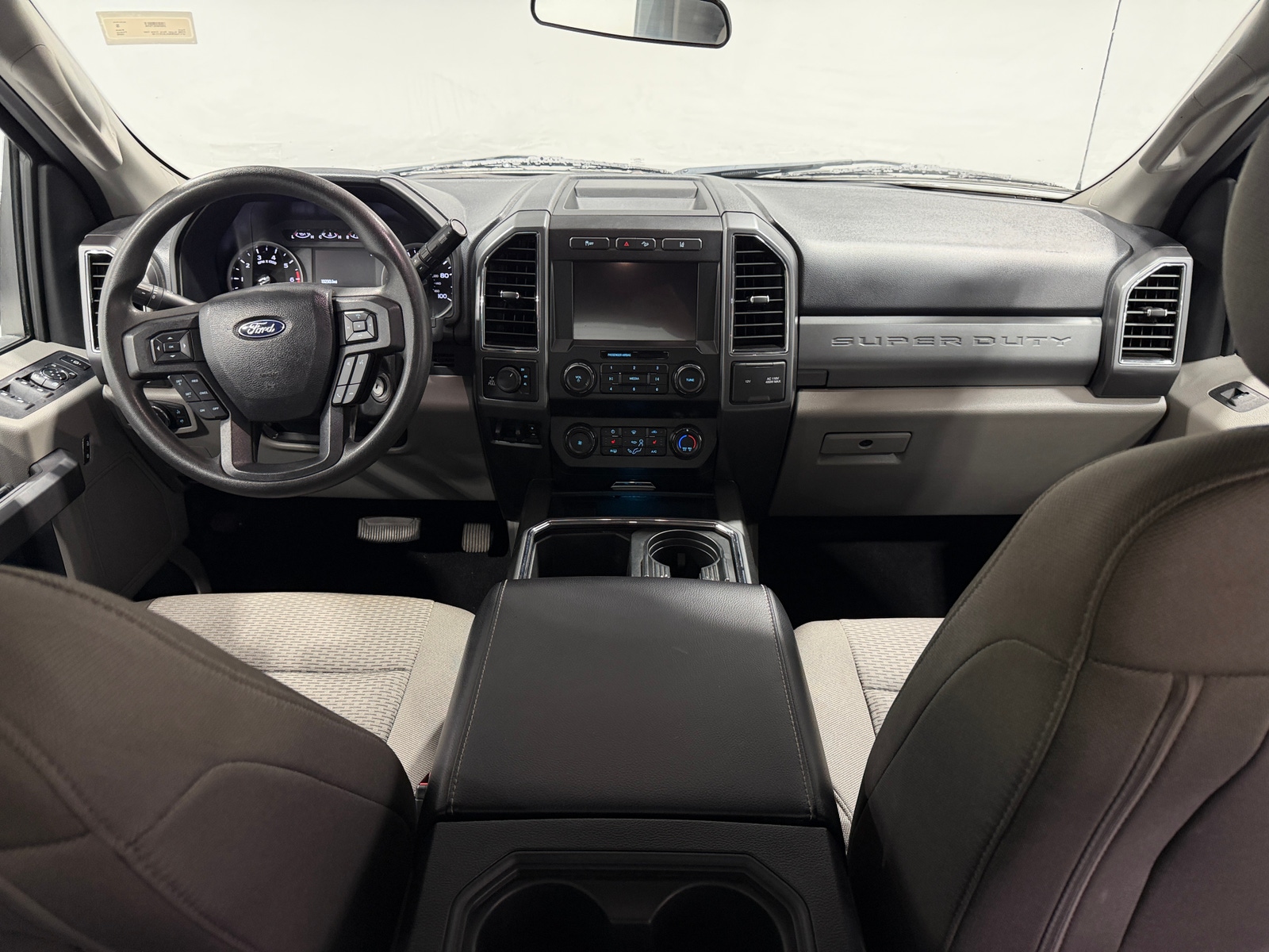 Thumbnail: 2020 Ford Econoline - 3