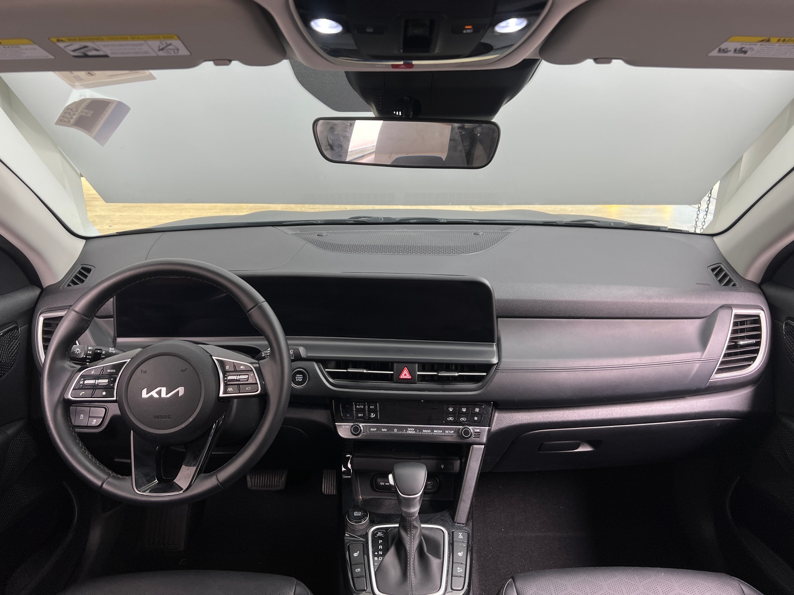 Thumbnail: 2024 Kia Seltos - 2